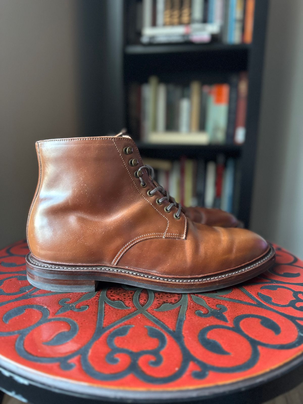 Photo by Bota71 on January 1, 2025 of the Grant Stone Edward Boot in Horween Honey Glazed Shell Cordovan.
