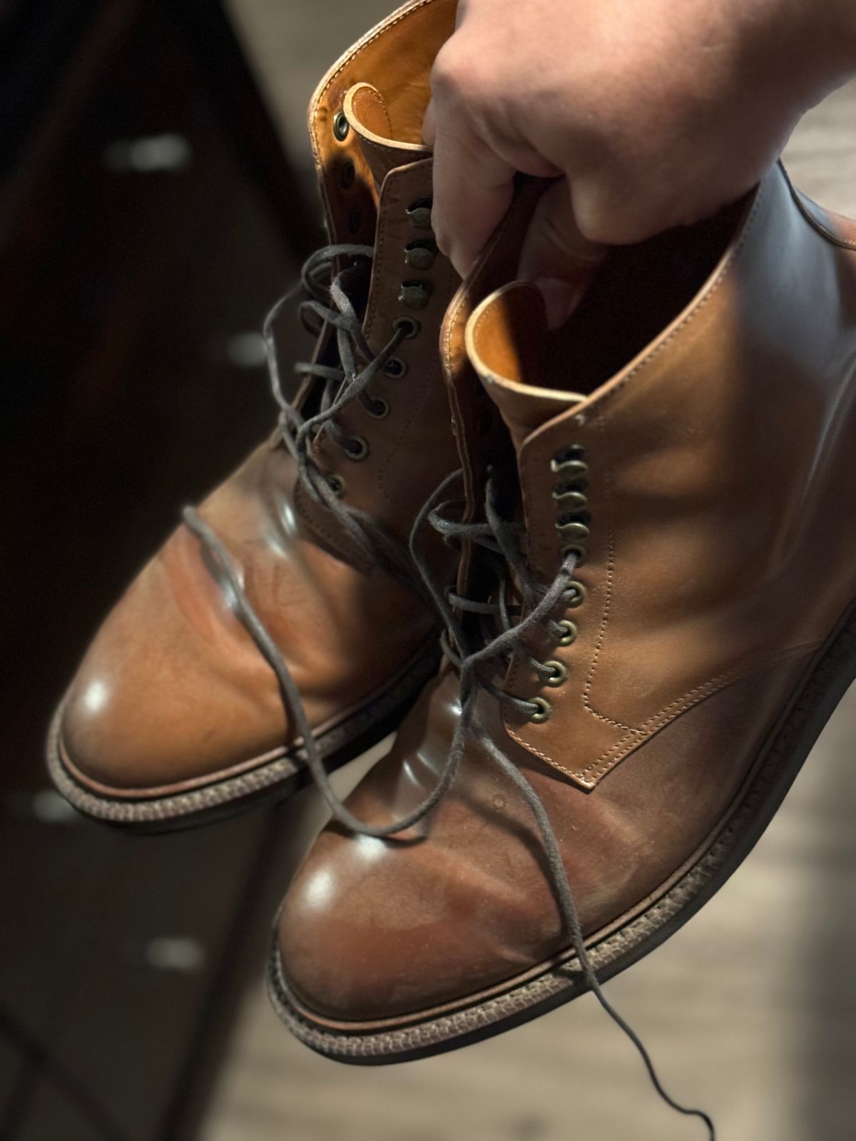 Photo by Bota71 on October 27, 2024 of the Grant Stone Edward Boot in Horween Honey Glazed Shell Cordovan.