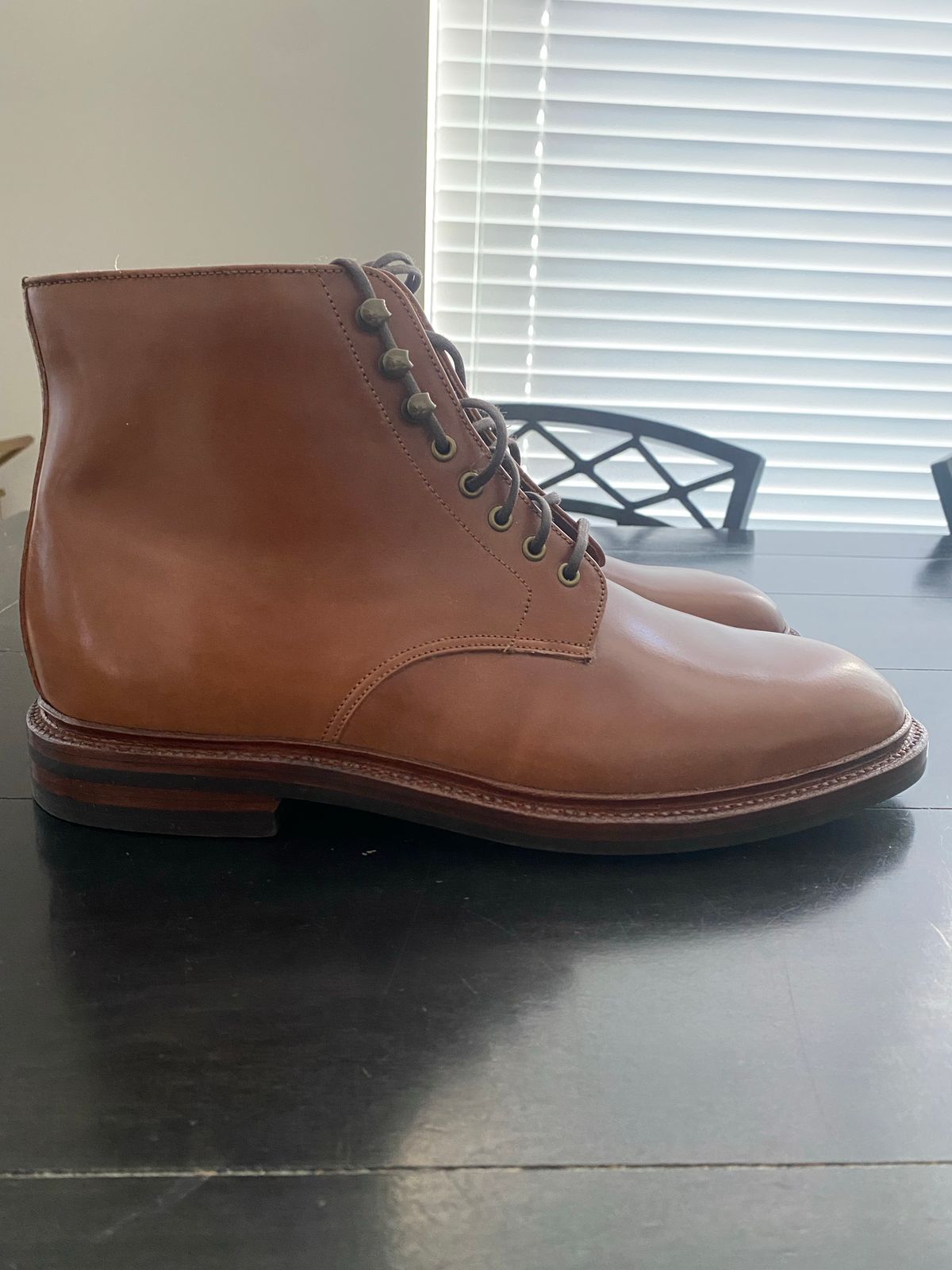 Photo by thonmaker on October 3, 2022 of the Grant Stone Edward Boot in Horween Honey Glazed Shell Cordovan.