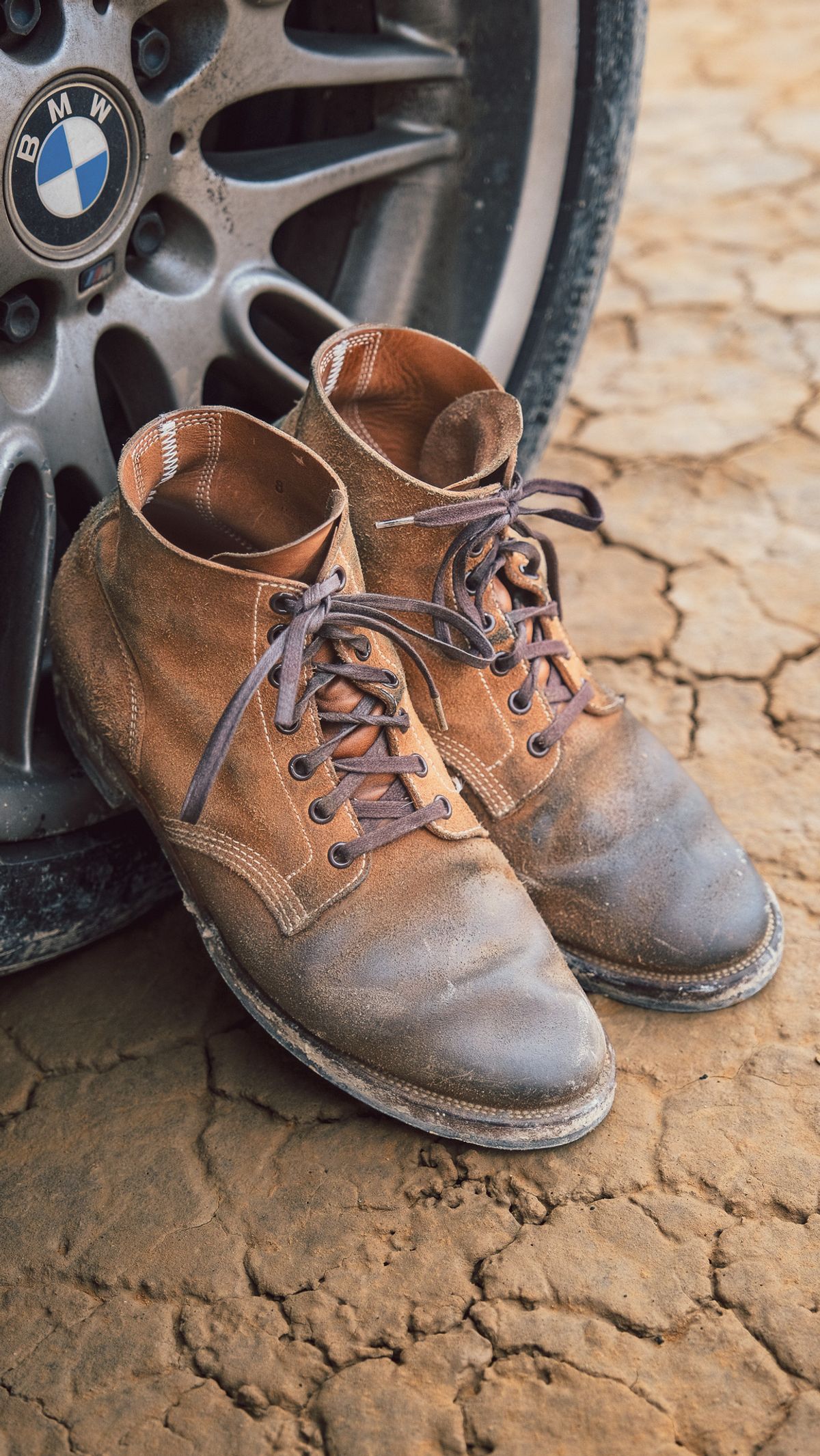Photo by yuswang on January 2, 2024 of the Viberg Boondocker in Horween Natural Chromexcel Roughout.