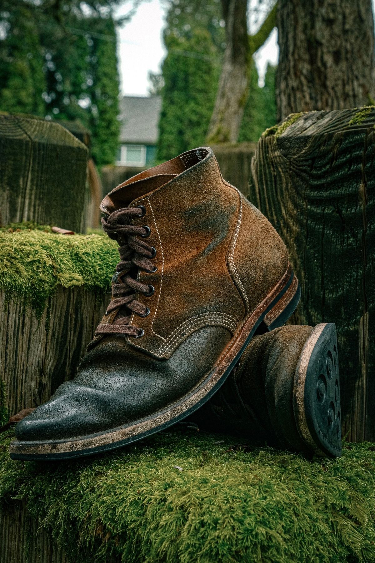 Photo by yuswang on April 4, 2024 of the Viberg Boondocker in Horween Natural Chromexcel Roughout.