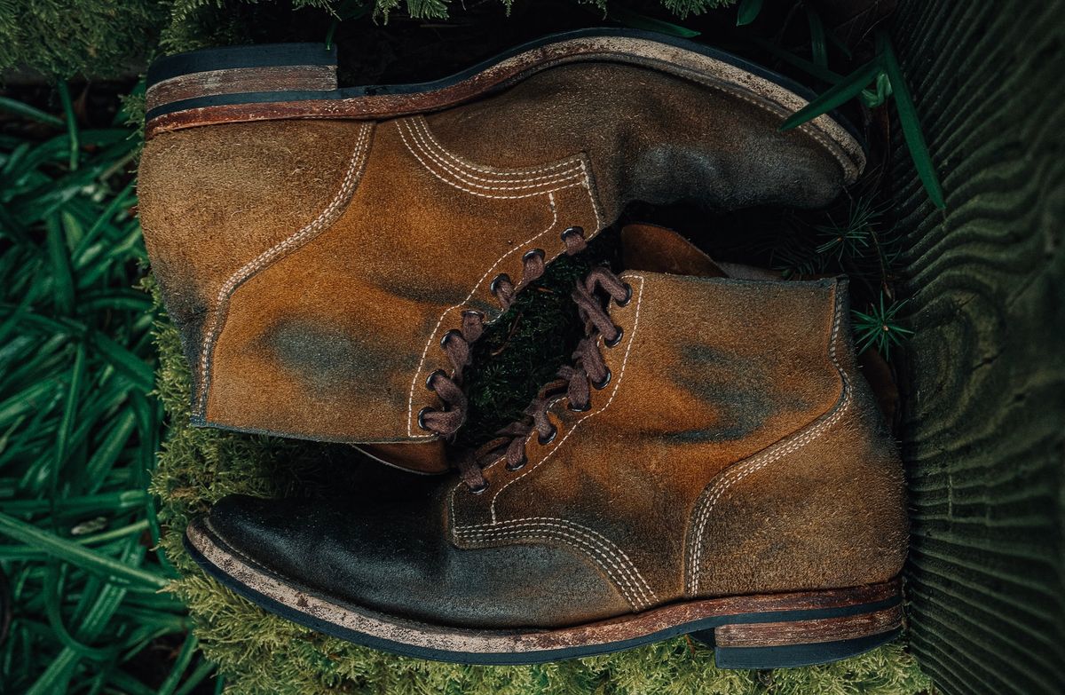 Photo by yuswang on April 4, 2024 of the Viberg Boondocker in Horween Natural Chromexcel Roughout.