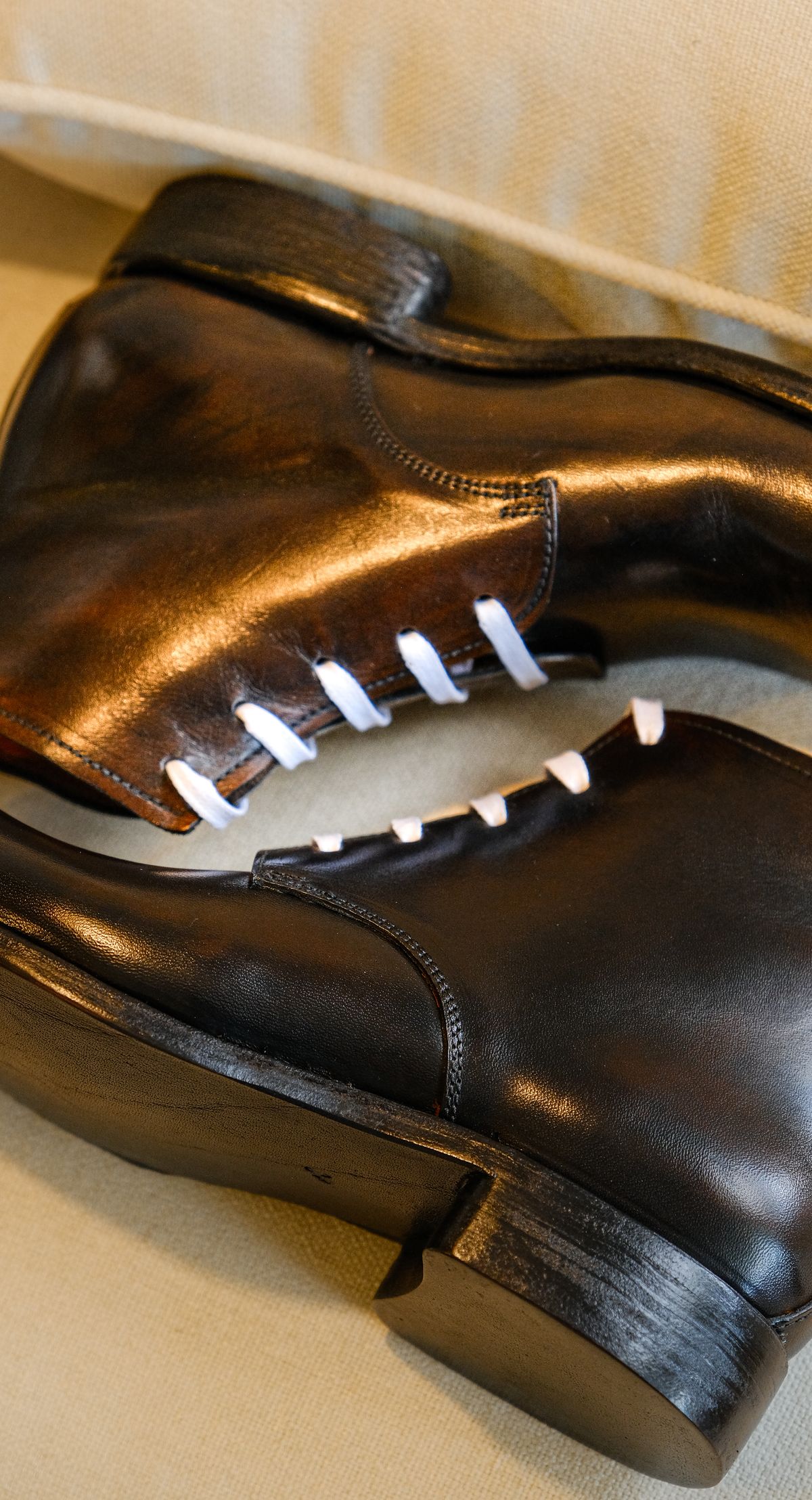 Photo by yuswang on October 3, 2025 of the Dimissinano & Miller Three-piece ankle boot in Horse avant corpo, black.