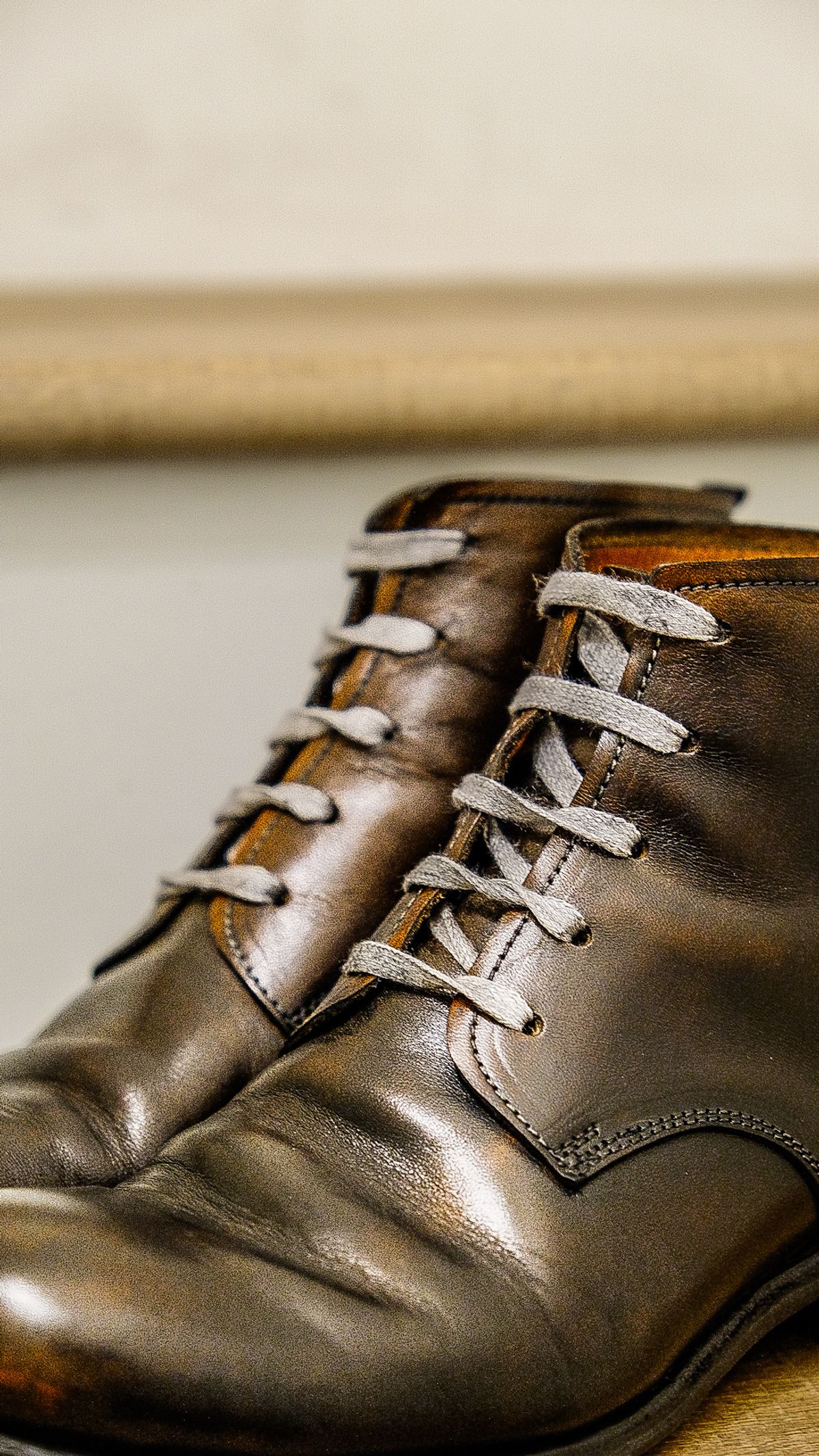 Photo by yuswang on October 11, 2025 of the Dimissinano & Miller Three-piece ankle boot in Horse avant corpo, black.