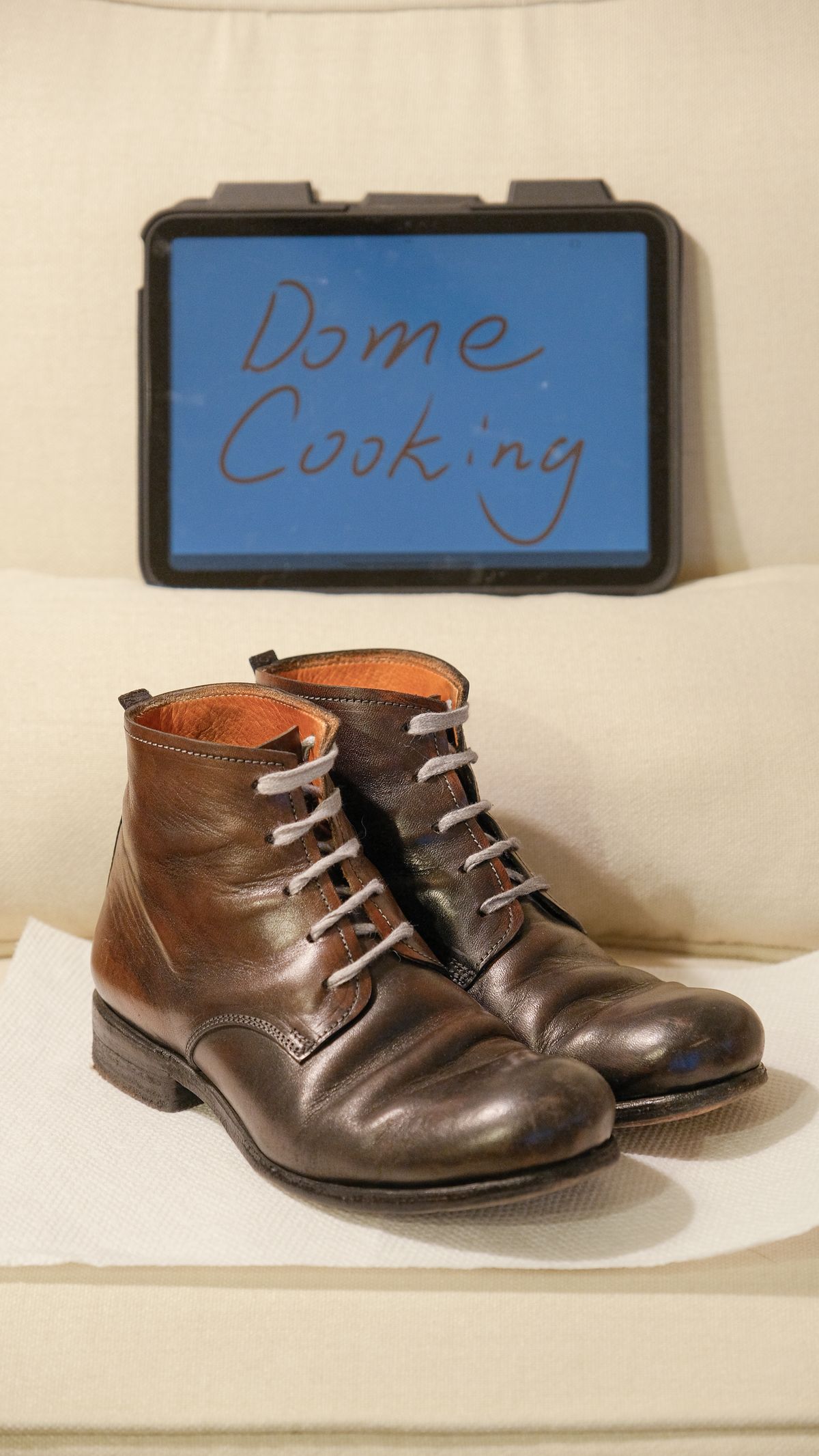 Photo by yuswang on November 3, 2025 of the Dimissinano & Miller Three-piece ankle boot in Horse avant corpo, black.