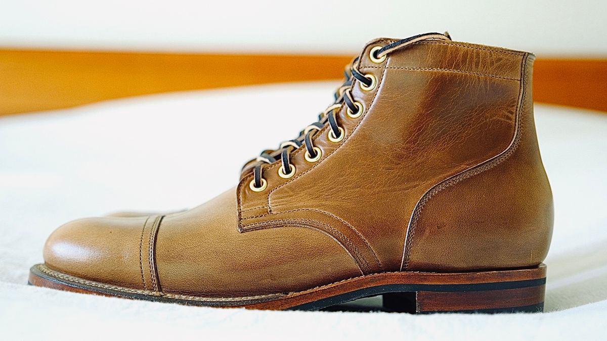 Photo by yuswang on October 8, 2023 of the Viberg Service Boot in Horween Natural Chromexcel.
