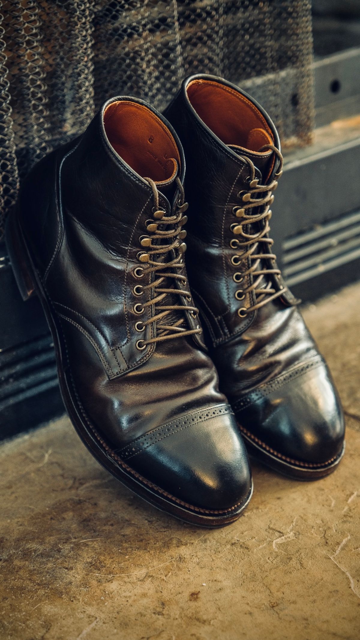 Photo by yuswang on October 22, 2024 of the Viberg Service Boot in Gallun Moose Viking Calf.