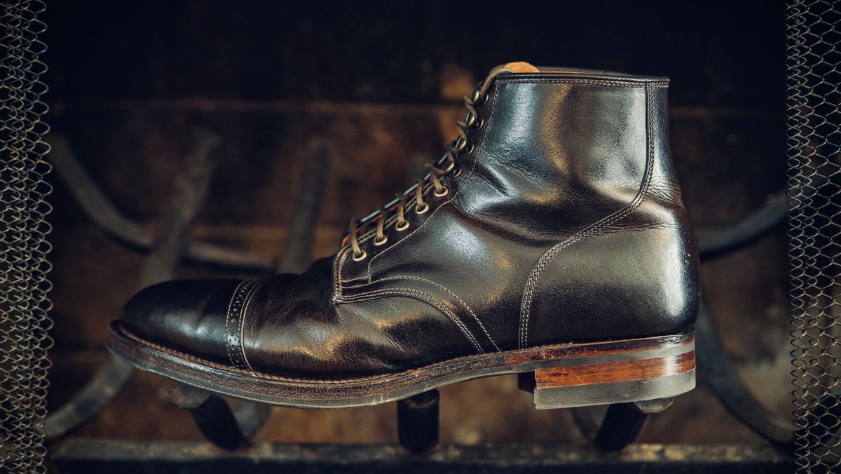 Photo by yuswang on October 22, 2024 of the Viberg Service Boot in Gallun Moose Viking Calf.