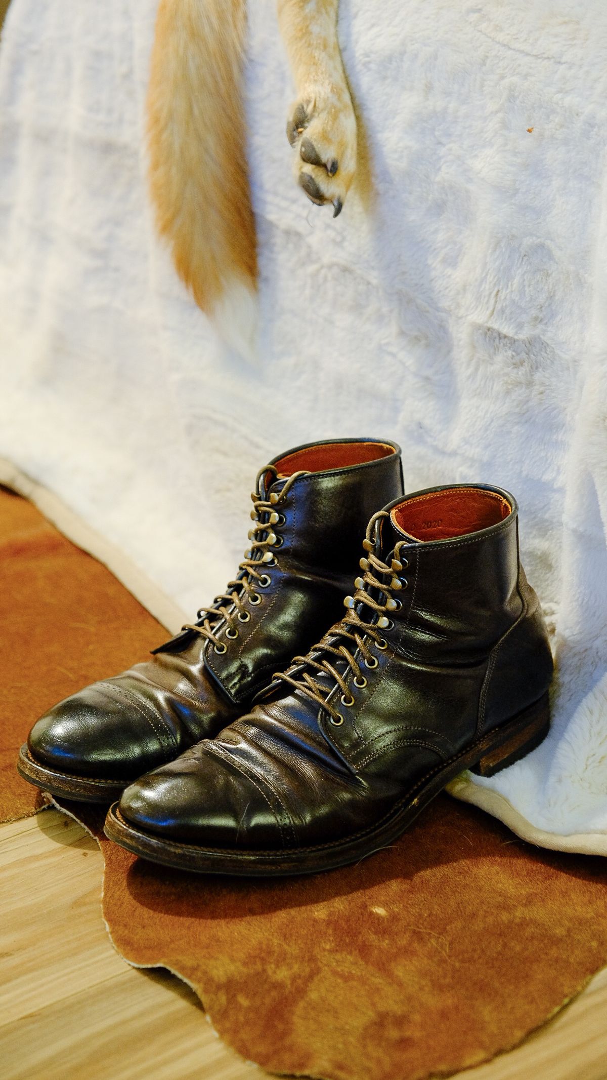 Photo by yuswang on December 16, 2024 of the Viberg Service Boot in Gallun Moose Viking Calf.