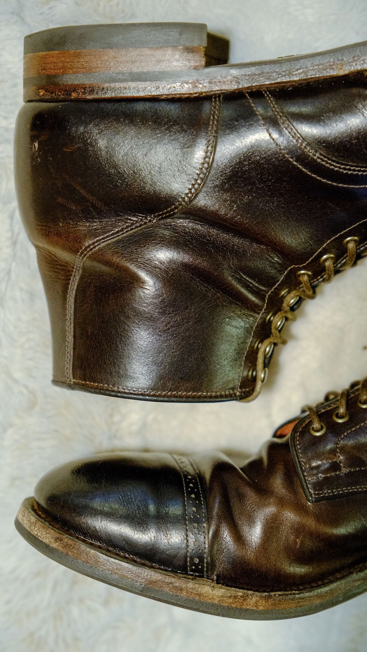 Photo by yuswang on December 24, 2024 of the Viberg Service Boot in Gallun Moose Viking Calf.