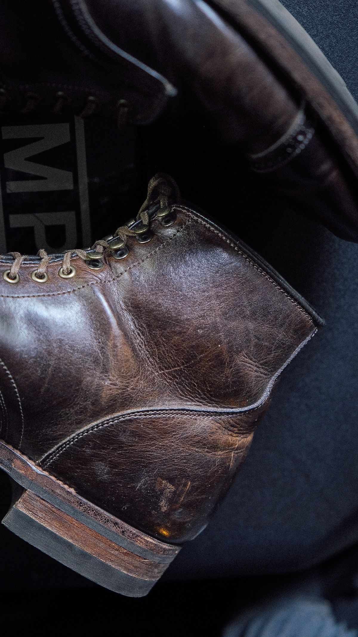 Photo by yuswang on February 26, 2025 of the Viberg Service Boot in Gallun Moose Viking Calf.