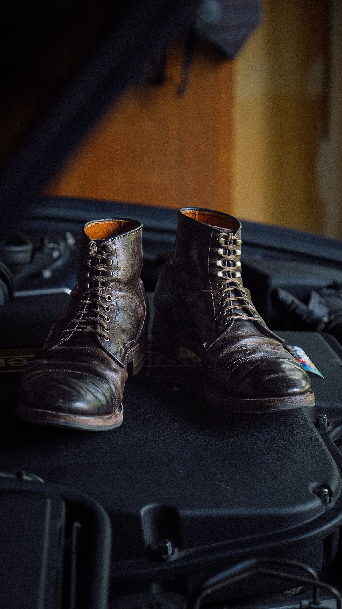 Photo by yuswang on February 26, 2025 of the Viberg Service Boot in Gallun Moose Viking Calf.
