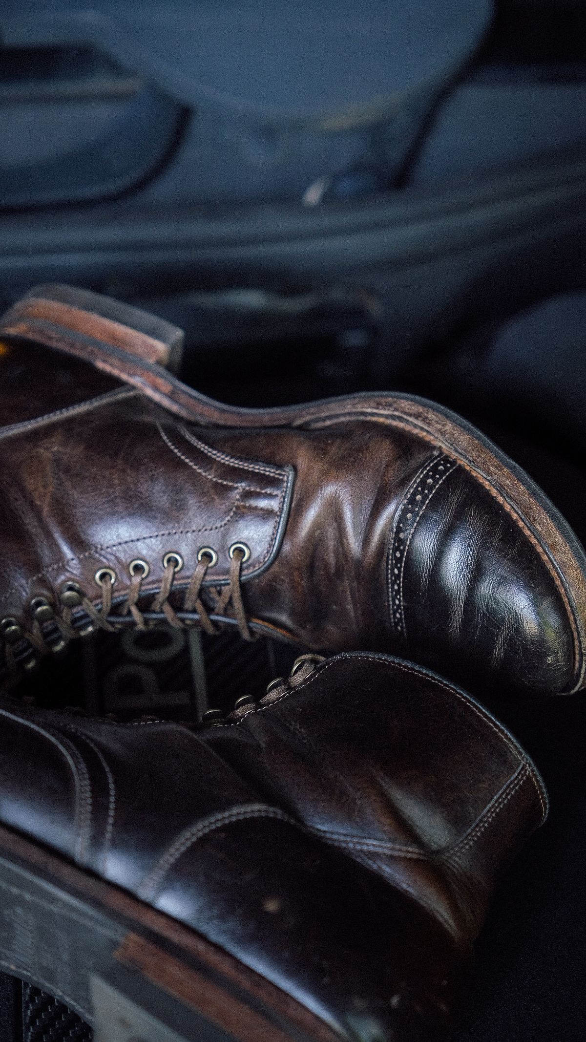 Photo by yuswang on February 26, 2025 of the Viberg Service Boot in Gallun Moose Viking Calf.