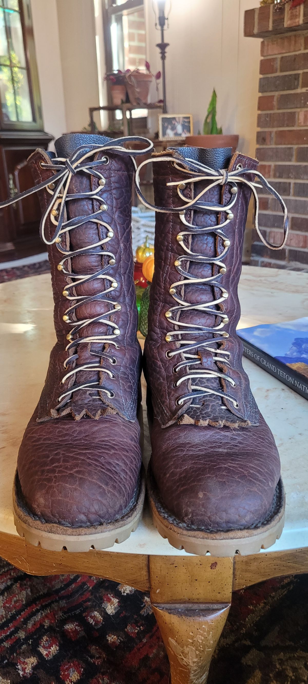 Photo by Cradd710 on November 10, 2024 of the JK Boots O.T. in Bison Smooth.