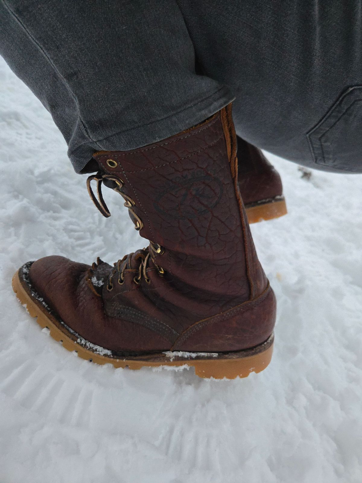 Photo by Cradd710 on January 10, 2025 of the JK Boots O.T. in Bison Smooth.