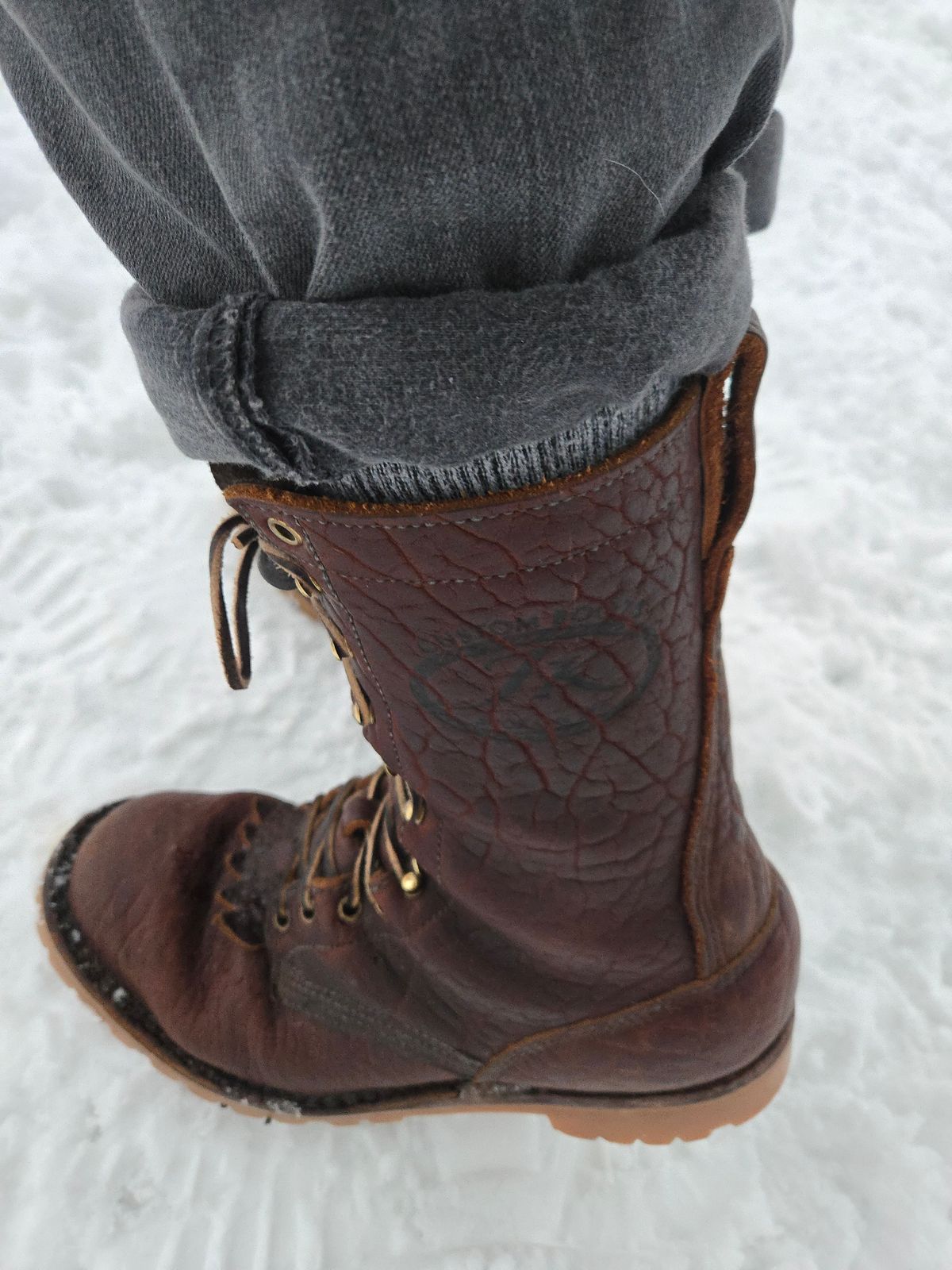 Photo by Cradd710 on January 10, 2025 of the JK Boots O.T. in Bison Smooth.