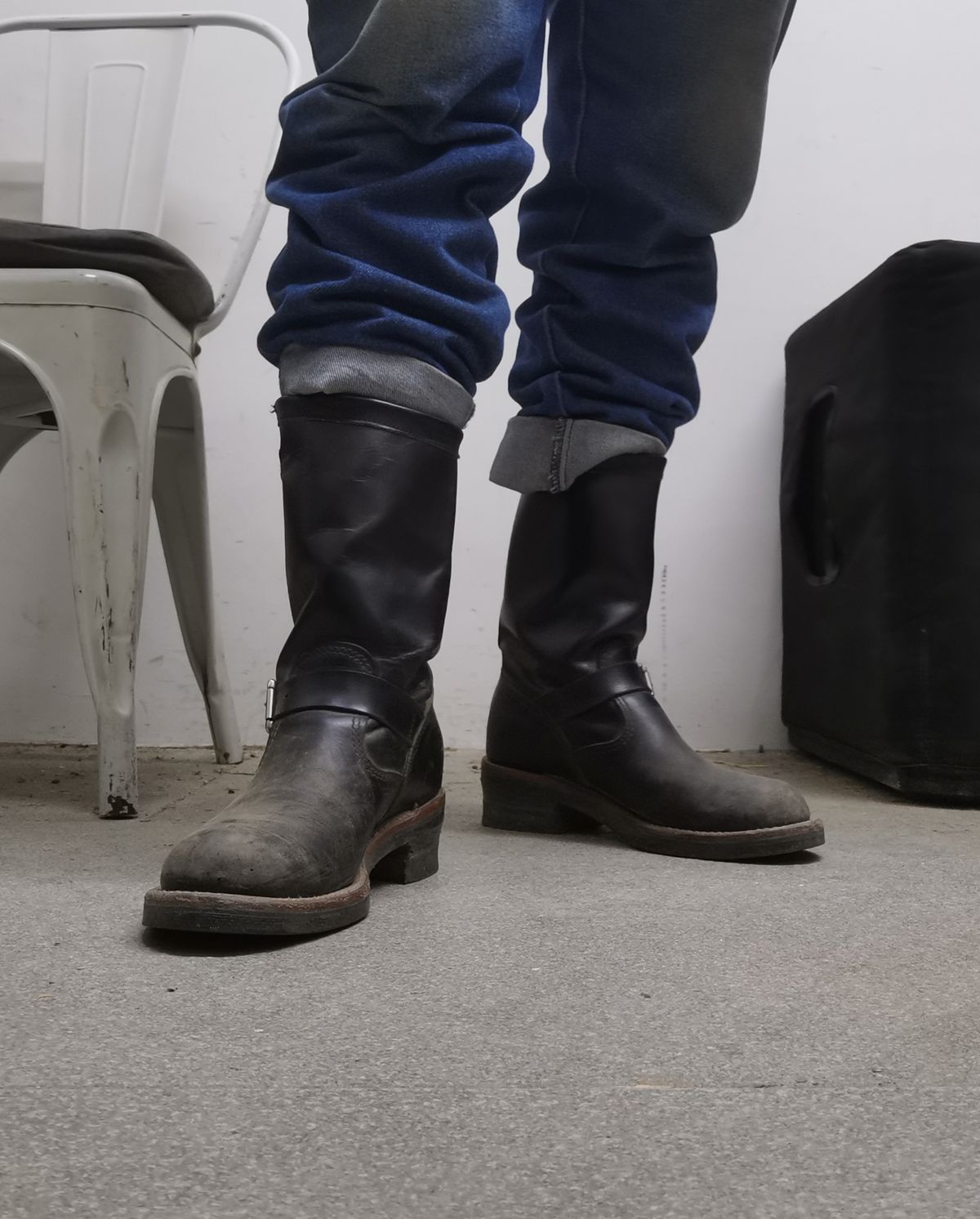 Photo by david on November 3, 2023 of the Chippewa 11" Engineer Boot in Unknown Material.
