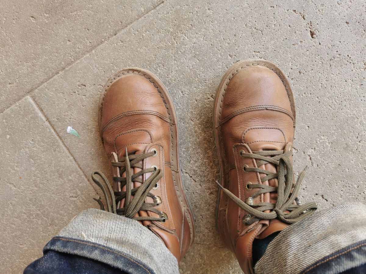 Photo by david on April 10, 2024 of the Jim Green African Ranger Barefoot Boot in Natural Veg Tan.