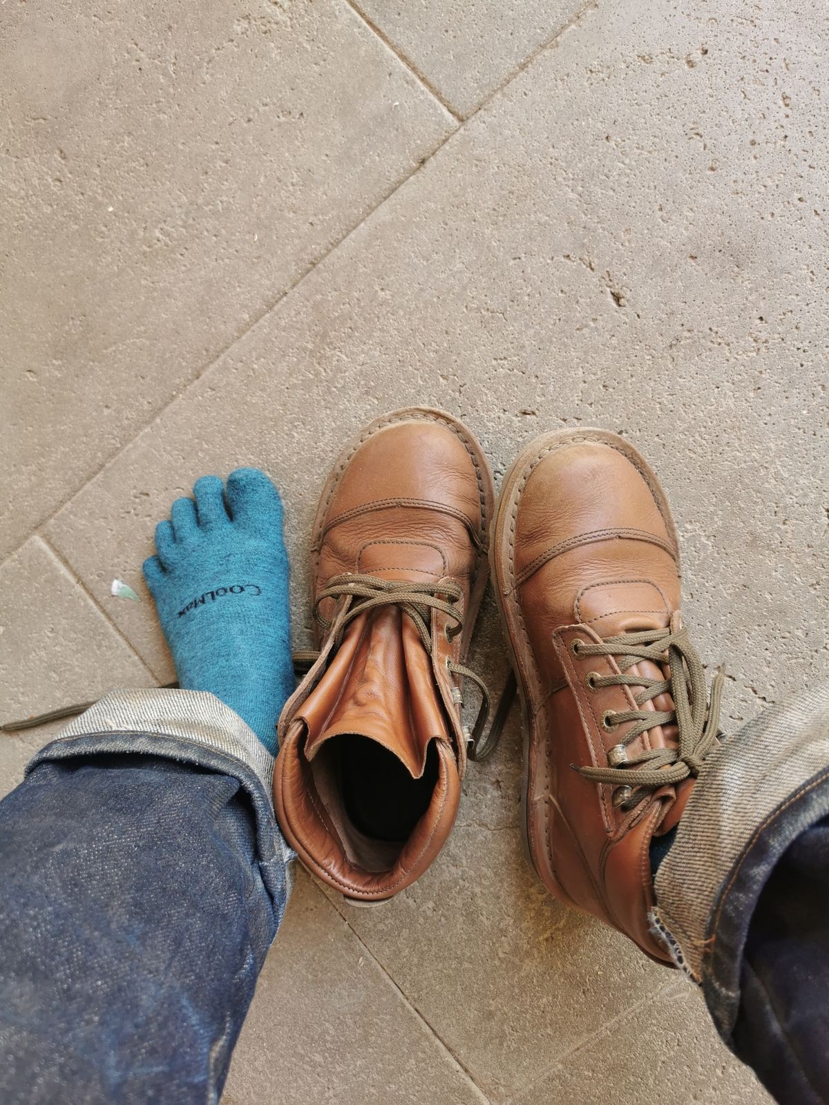 Photo by david on April 10, 2024 of the Jim Green African Ranger Barefoot Boot in Natural Veg Tan.
