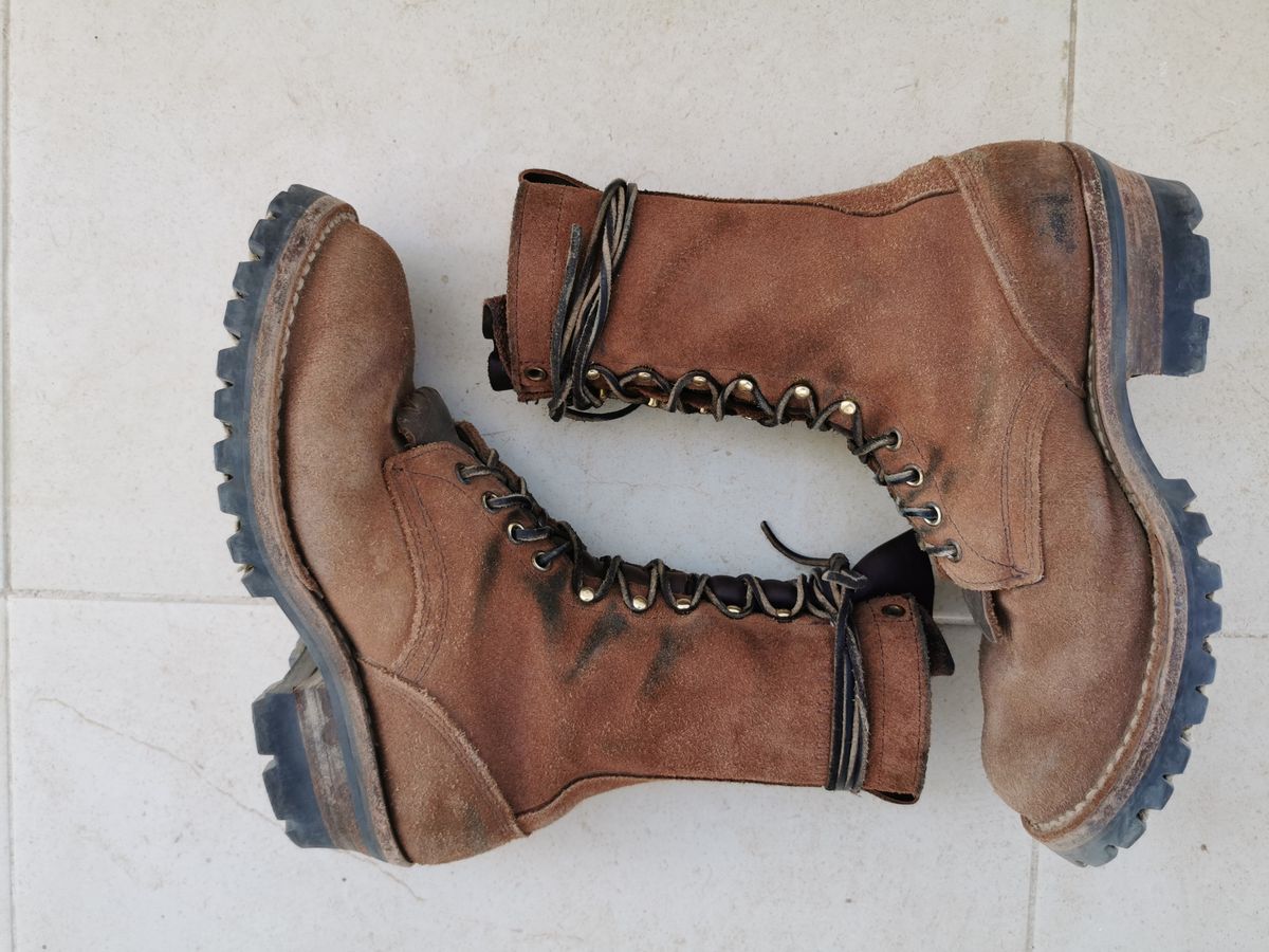 Photo by david on January 2, 2024 of the Drew's Boots DROP10V in Seidel Elk Tan Roughout.