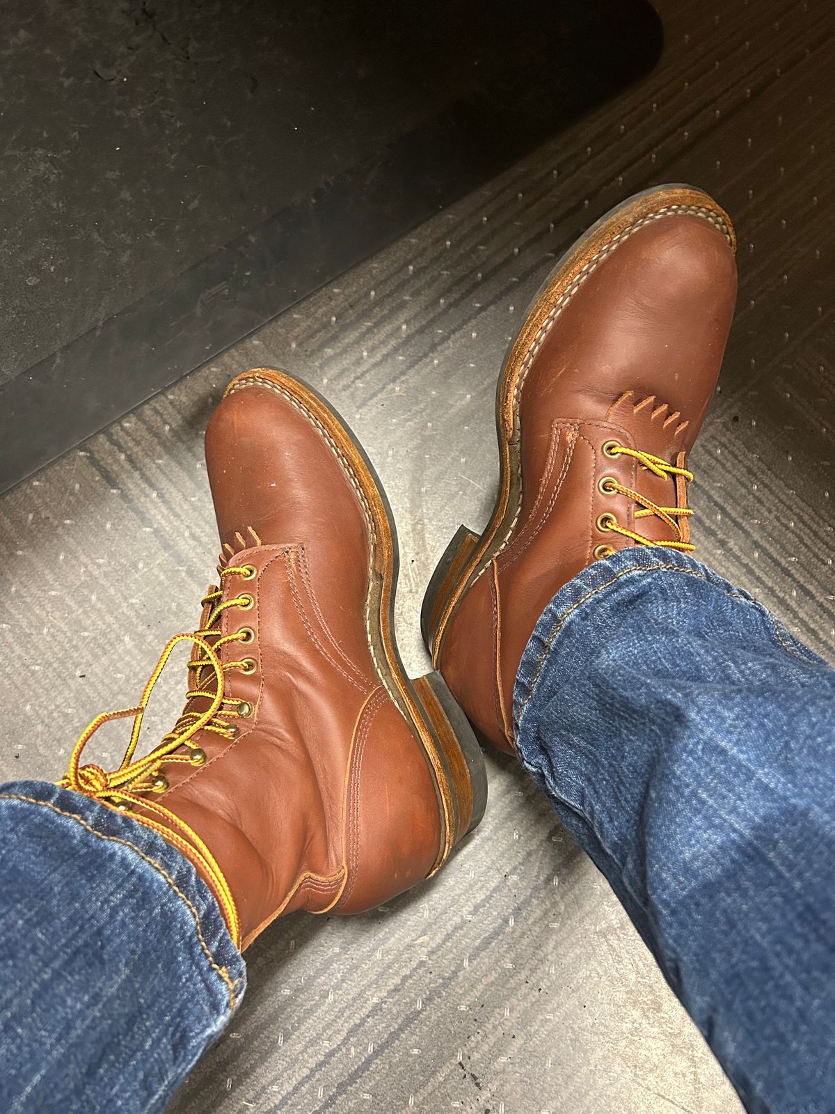 Photo by rudnick on November 7, 2023 of the White's Stockman in Seidel Red Dog Oil Tan.