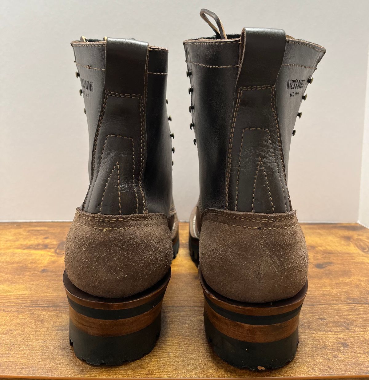 Photo by tosh on December 5, 2023 of the Drew's Boots 8-Inch Logger in Brown Combo.