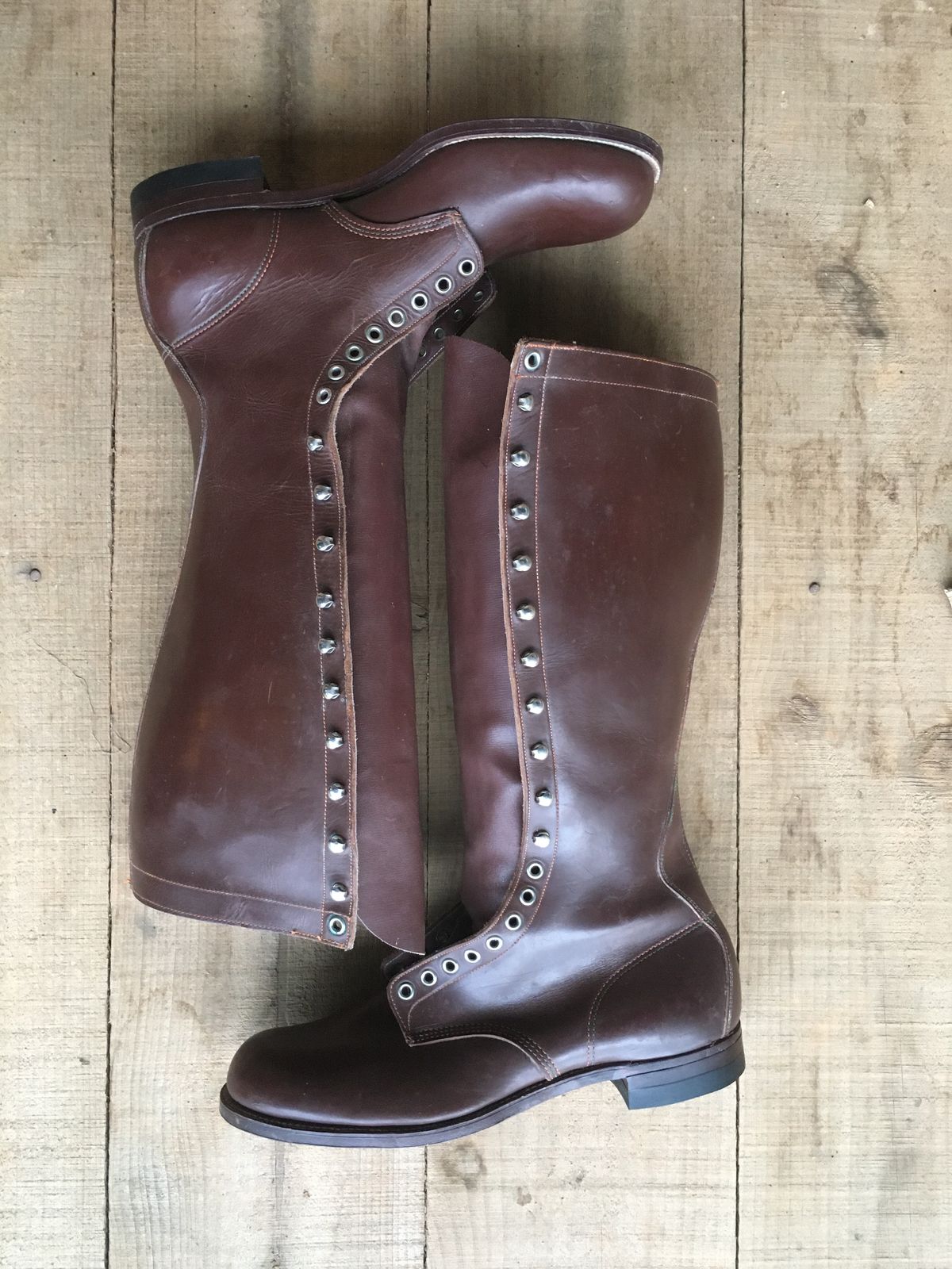 Photo by reothich on November 1, 2022 of the Star Brand 1930s 16-Inch Boots in Unknown Leather.