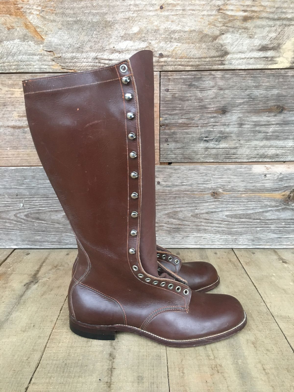 Photo by reothich on November 1, 2022 of the Star Brand 1930s 16-Inch Boots in Unknown Leather.