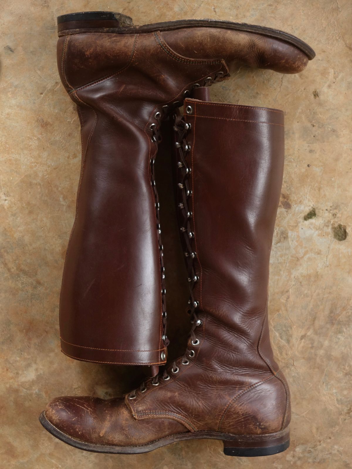 Photo by reothich on January 4, 2023 of the Star Brand 1930s 16-Inch Boots in Unknown Leather.