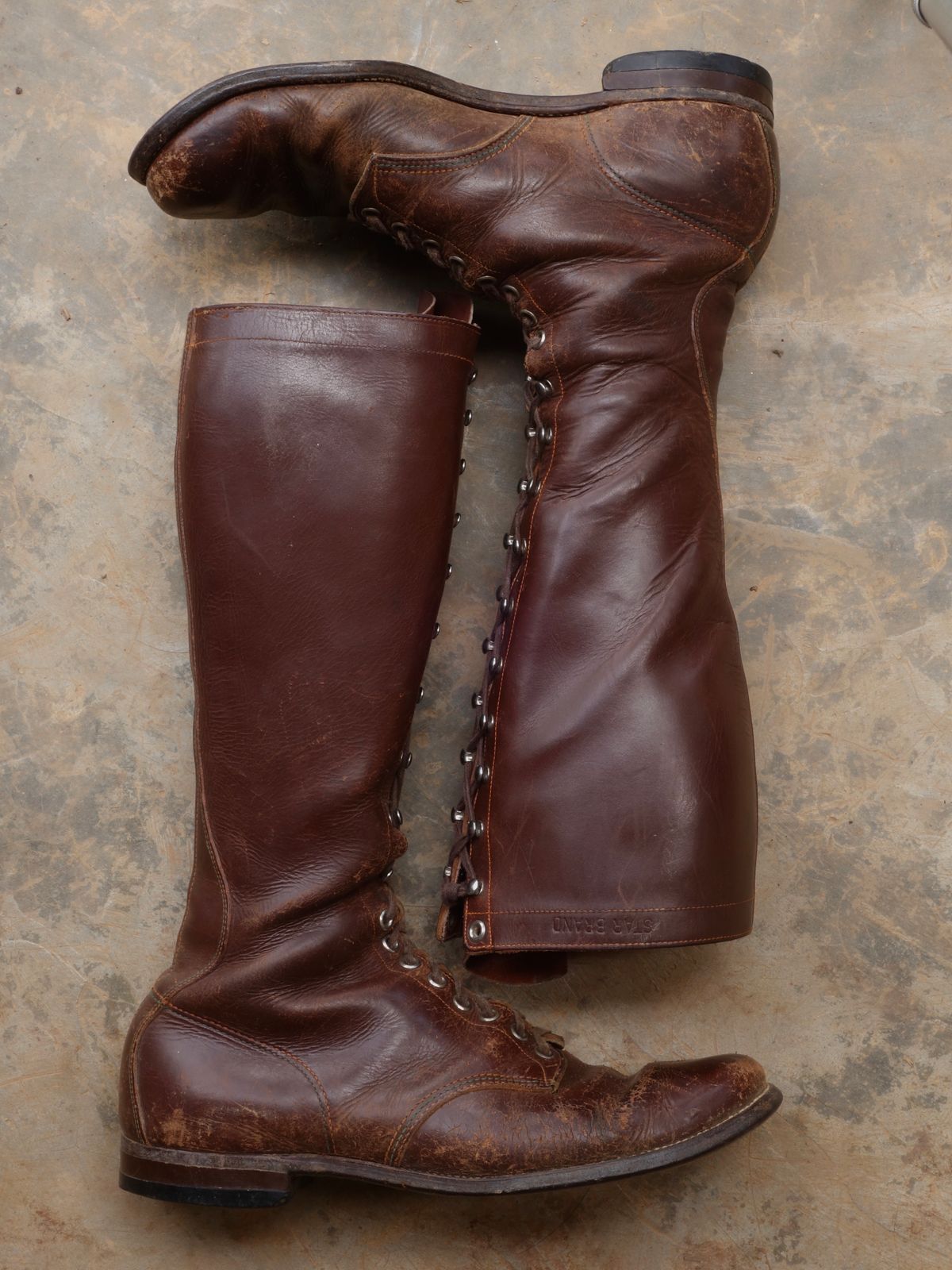 Photo by reothich on March 2, 2023 of the Star Brand 1930s 16-Inch Boots in Unknown Leather.