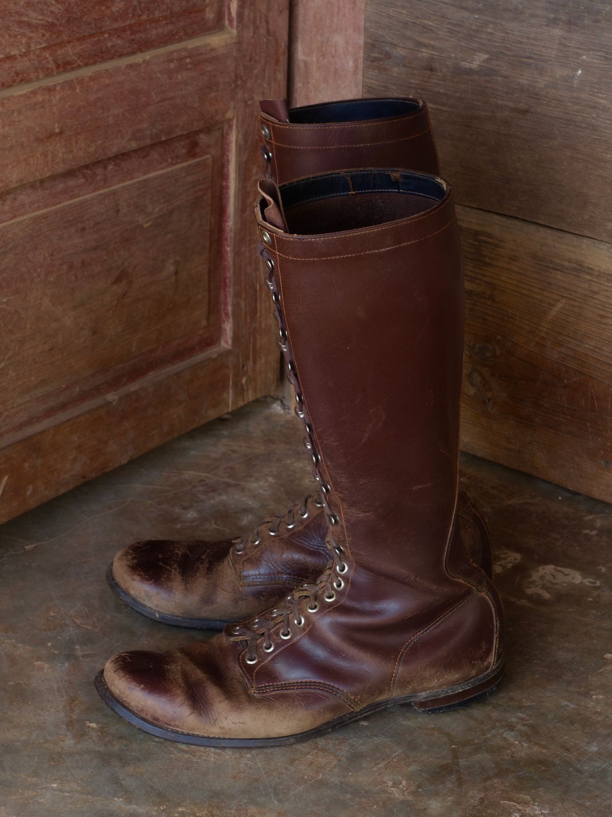 Photo by reothich on April 2, 2023 of the Star Brand 1930s 16-Inch Boots in Unknown Leather.