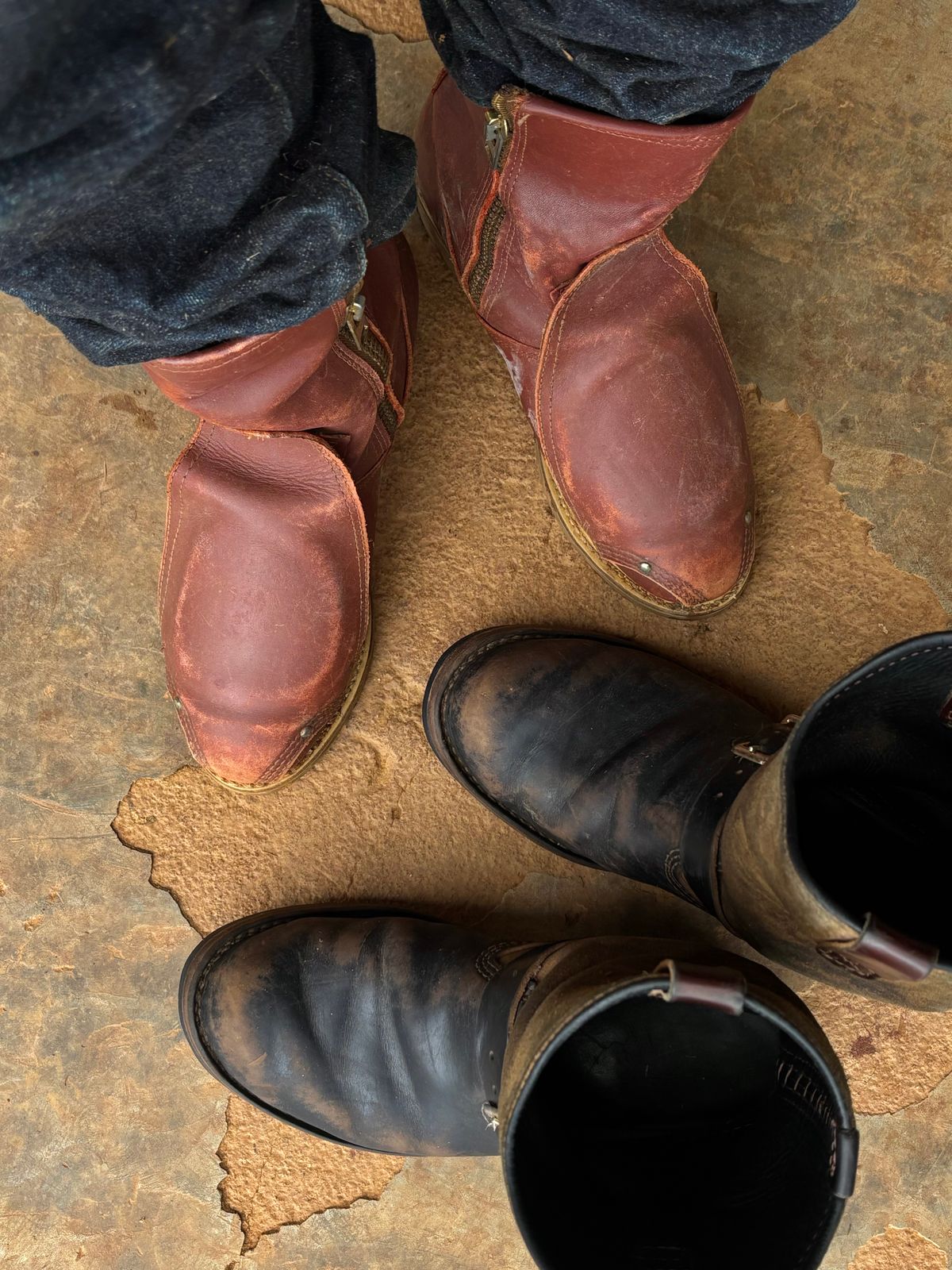 Photo by reothich on November 11, 2025 of the Carolina 390 in Red Dog Leather.