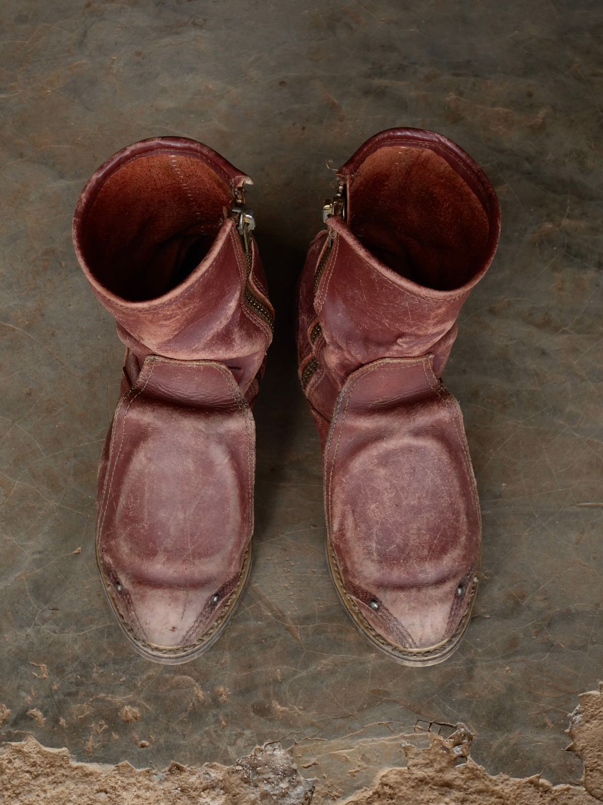 Photo by reothich on February 2, 2026 of the Carolina 390 in Red Dog Leather.