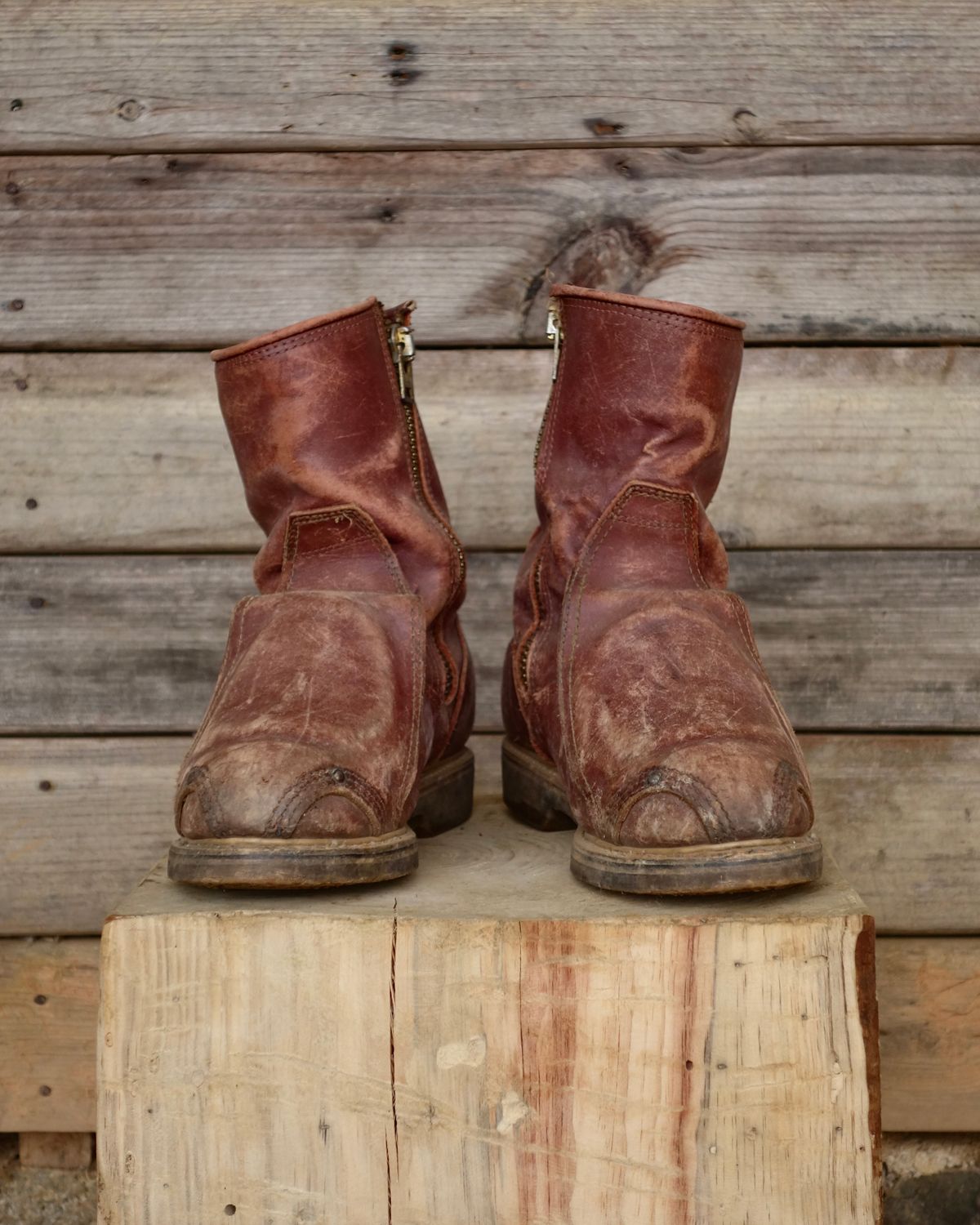 Photo by reothich on March 2, 2026 of the Carolina 390 in Red Dog Leather.