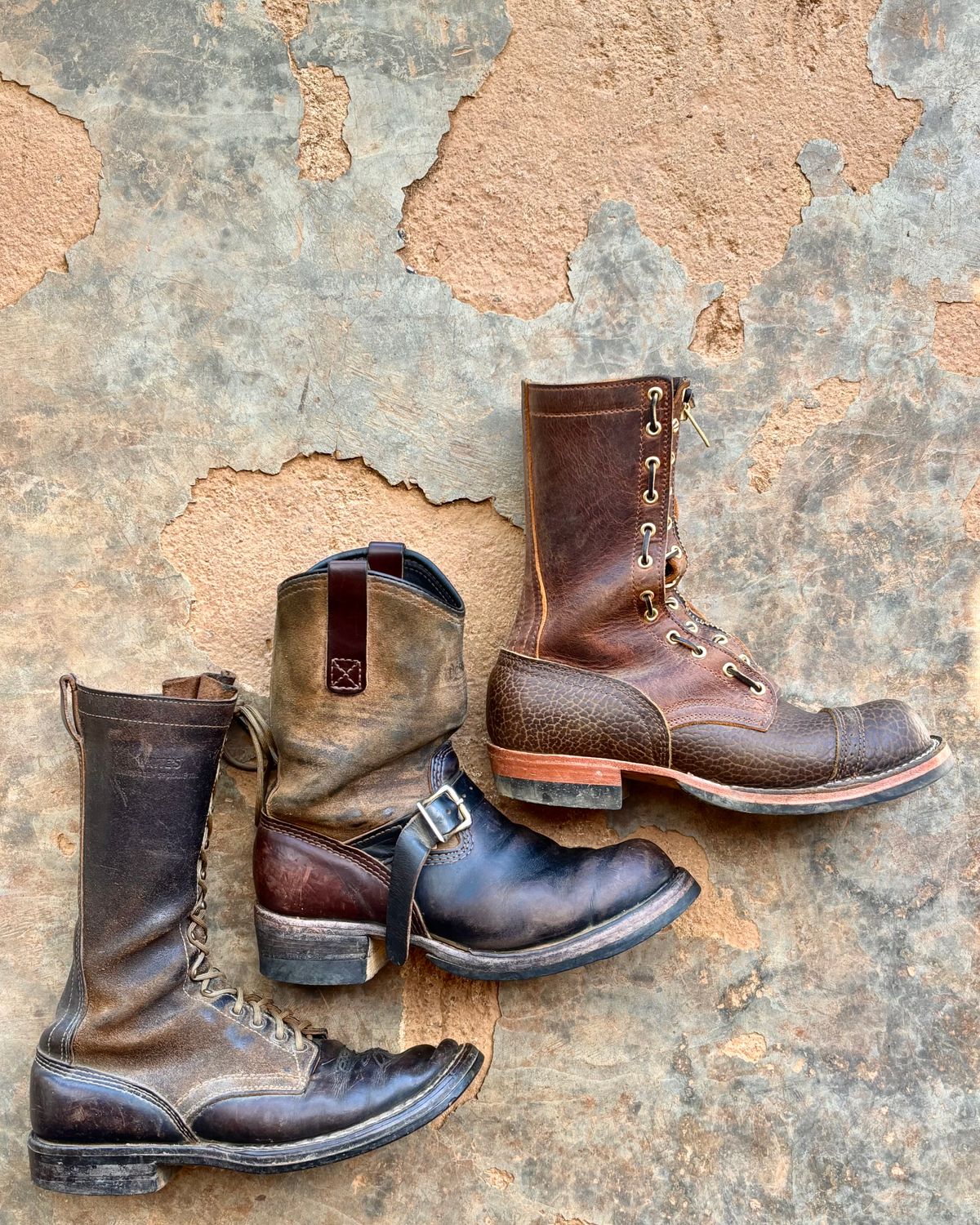 Photo by reothich on January 26, 2026 of the Wesco Morrison in Horween Black Chromexcel Horsehide & Horween Brown Chromexcel Horsehide.