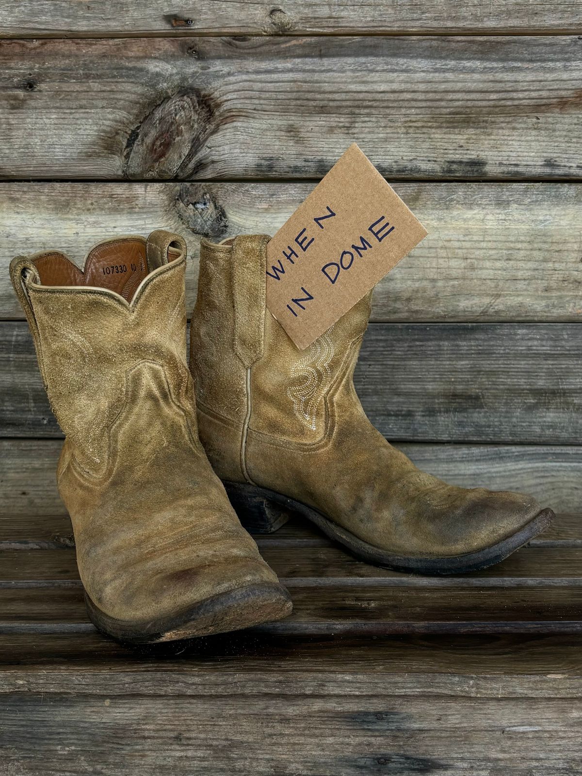 Photo by reothich on November 3, 2024 of the Rios of Mercedes Cowboy Boots in Lickety Split.