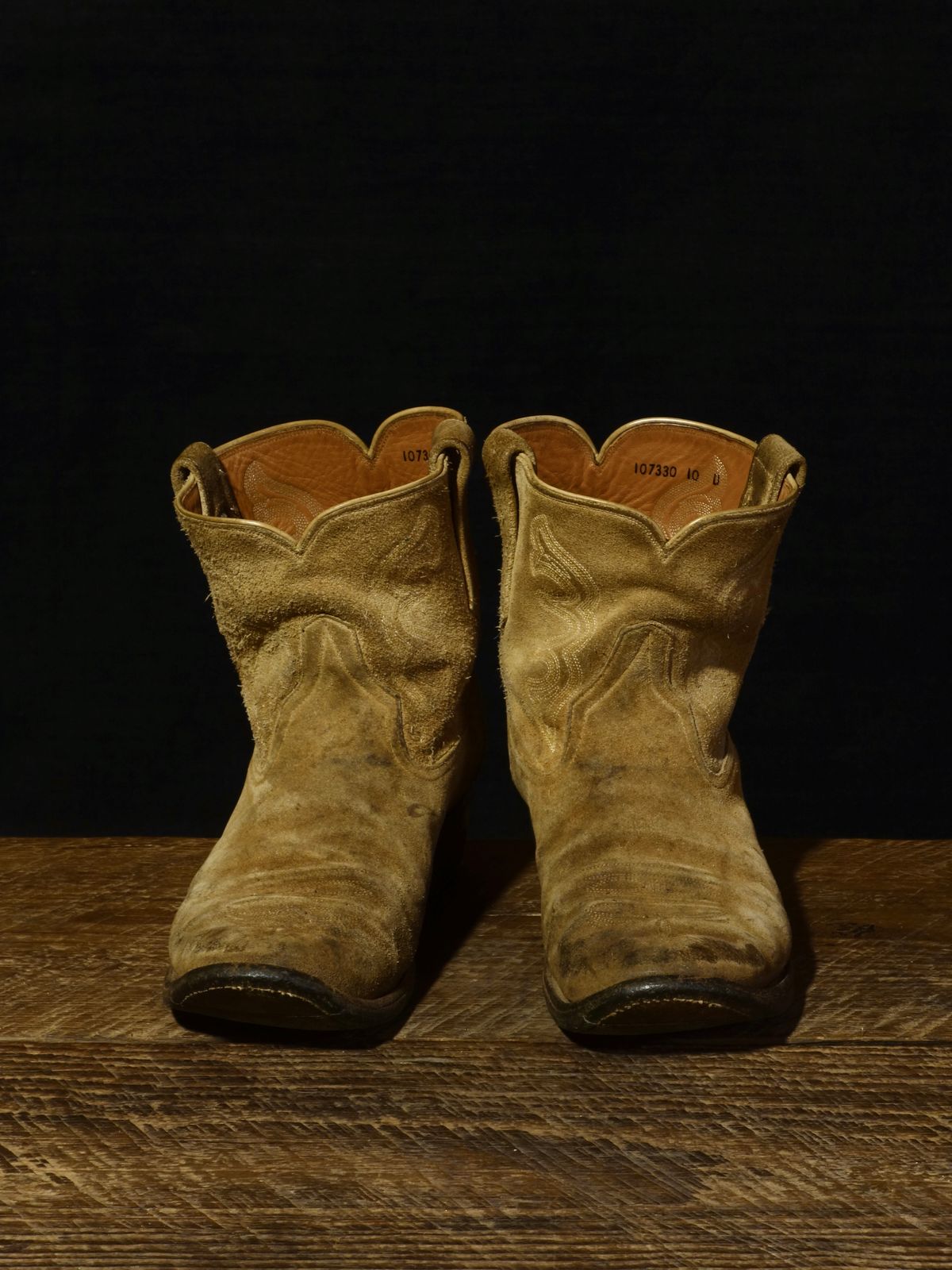 Photo by reothich on February 3, 2025 of the Rios of Mercedes Cowboy Boots in Lickety Split.