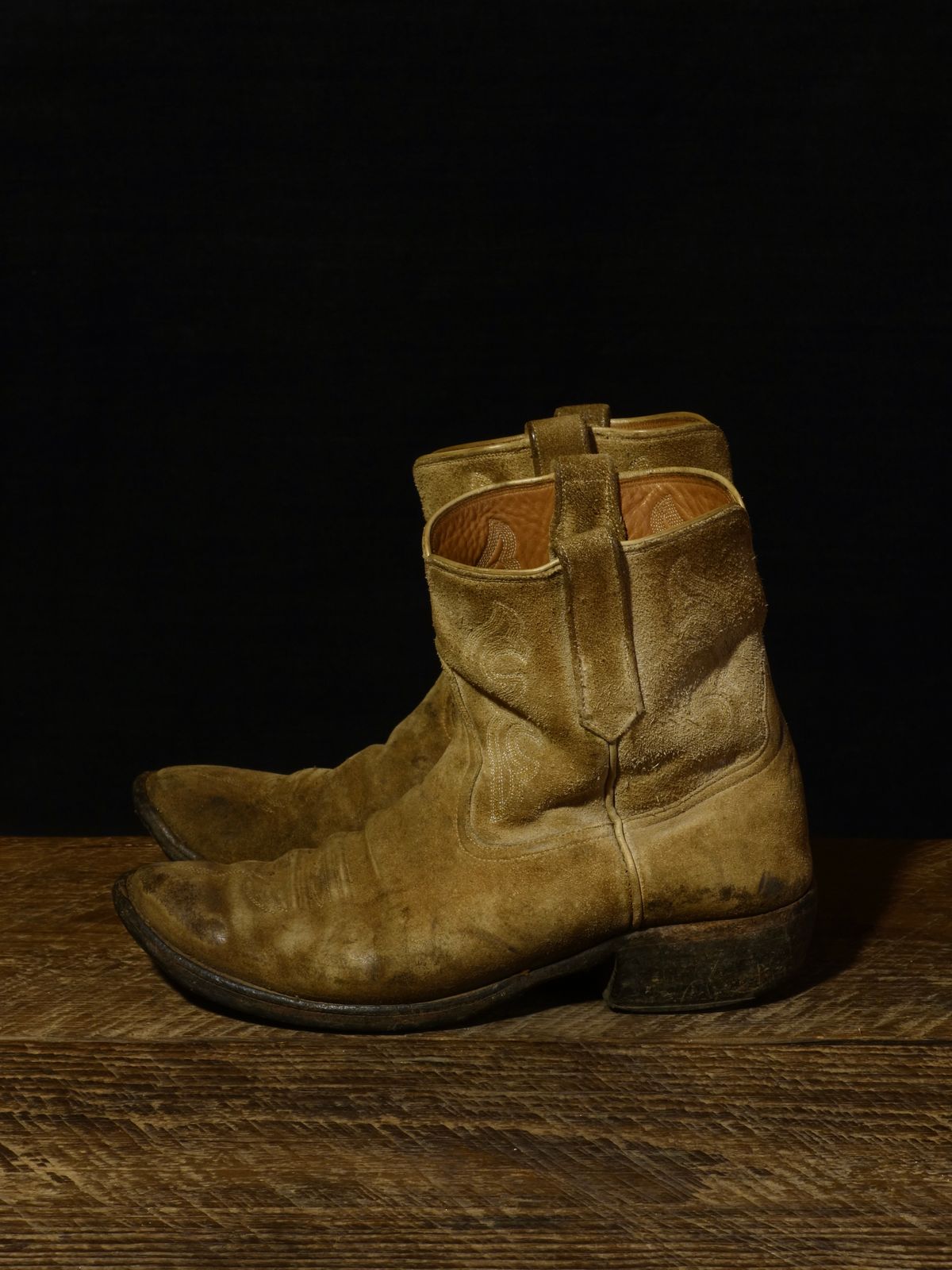 Photo by reothich on February 3, 2025 of the Rios of Mercedes Cowboy Boots in Lickety Split.