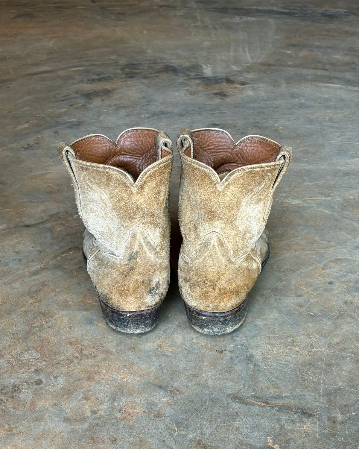 Photo by reothich on March 2, 2025 of the Rios of Mercedes Cowboy Boots in Lickety Split.