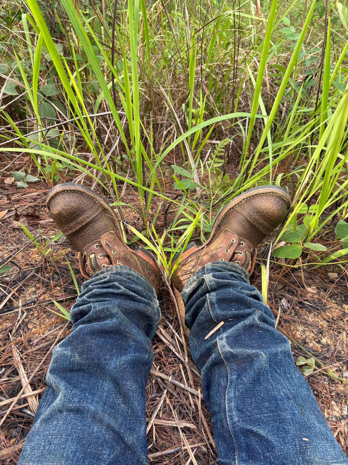 Photo by reothich on April 30, 2026 of the Nicks MTO in Law Tanning Olive Smooth Shruken Bison & Horween Orange Predator.