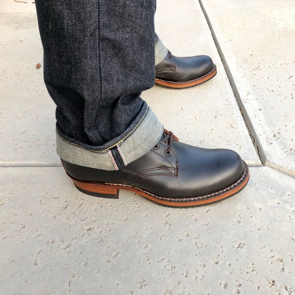 Photo by selvedge.and.boots on October 11, 2019 of the White's Semi-Dress in Seidel Brown Dress.