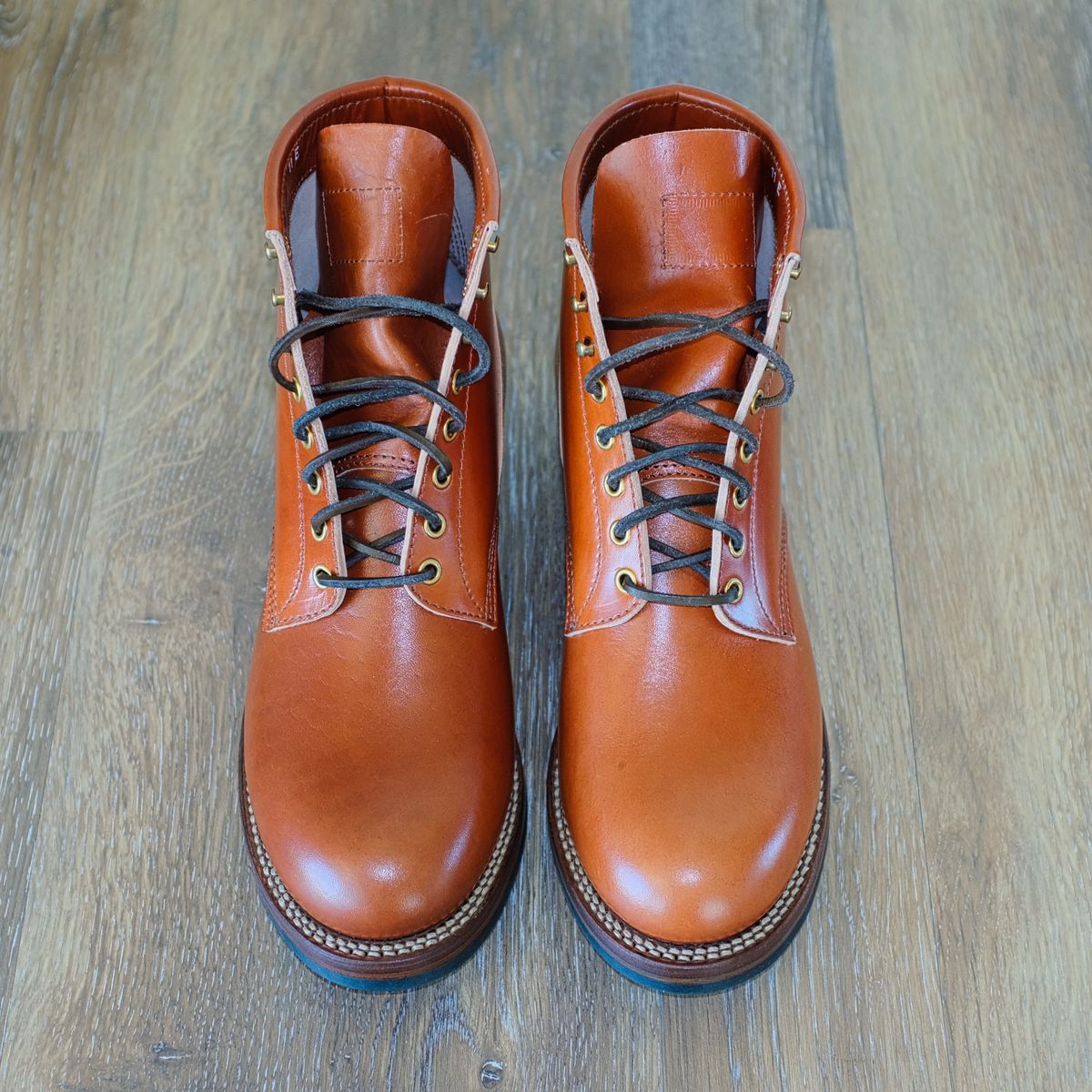Photo by selvedge.and.boots on October 1, 2024 of the John Lofgren Steel Gang in Shinki Camel Horsebutt.
