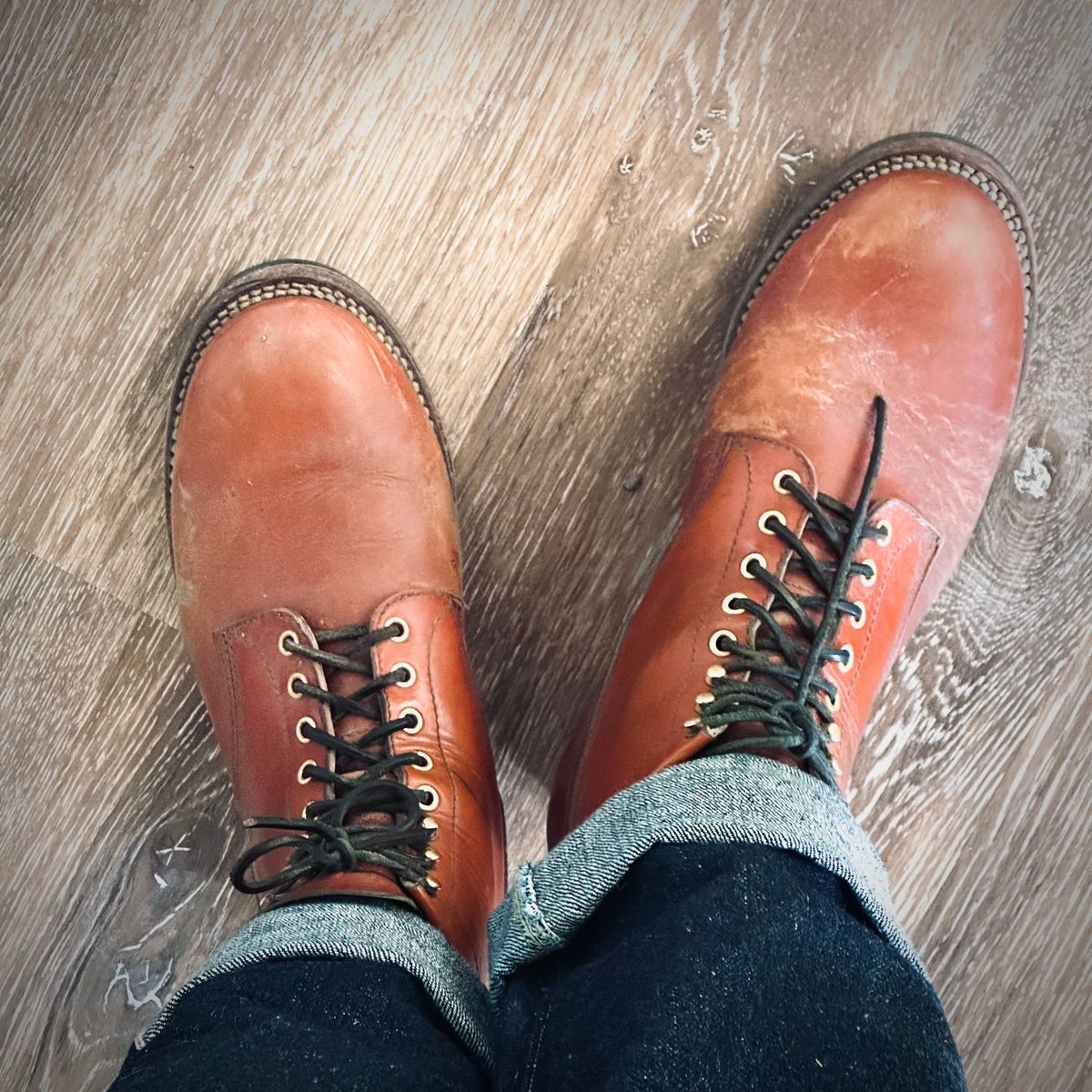 Photo by selvedge.and.boots on November 21, 2024 of the John Lofgren Steel Gang in Shinki Camel Horsebutt.
