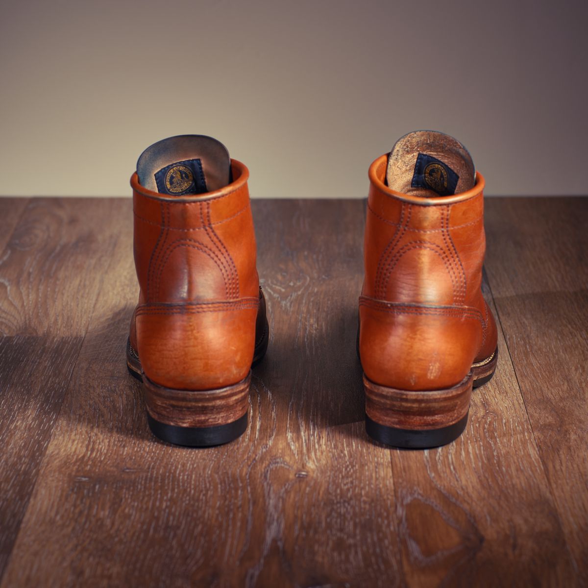 Photo by selvedge.and.boots on January 1, 2025 of the John Lofgren Steel Gang in Shinki Camel Horsebutt.