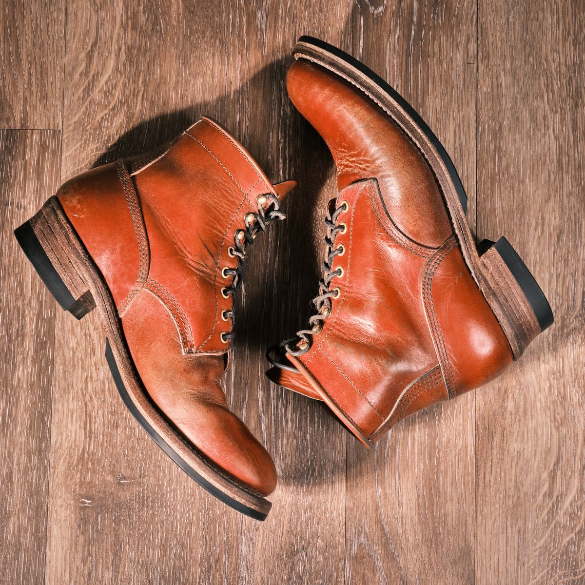 Photo by selvedge.and.boots on March 1, 2025 of the John Lofgren Steel Gang in Shinki Camel Horsebutt.