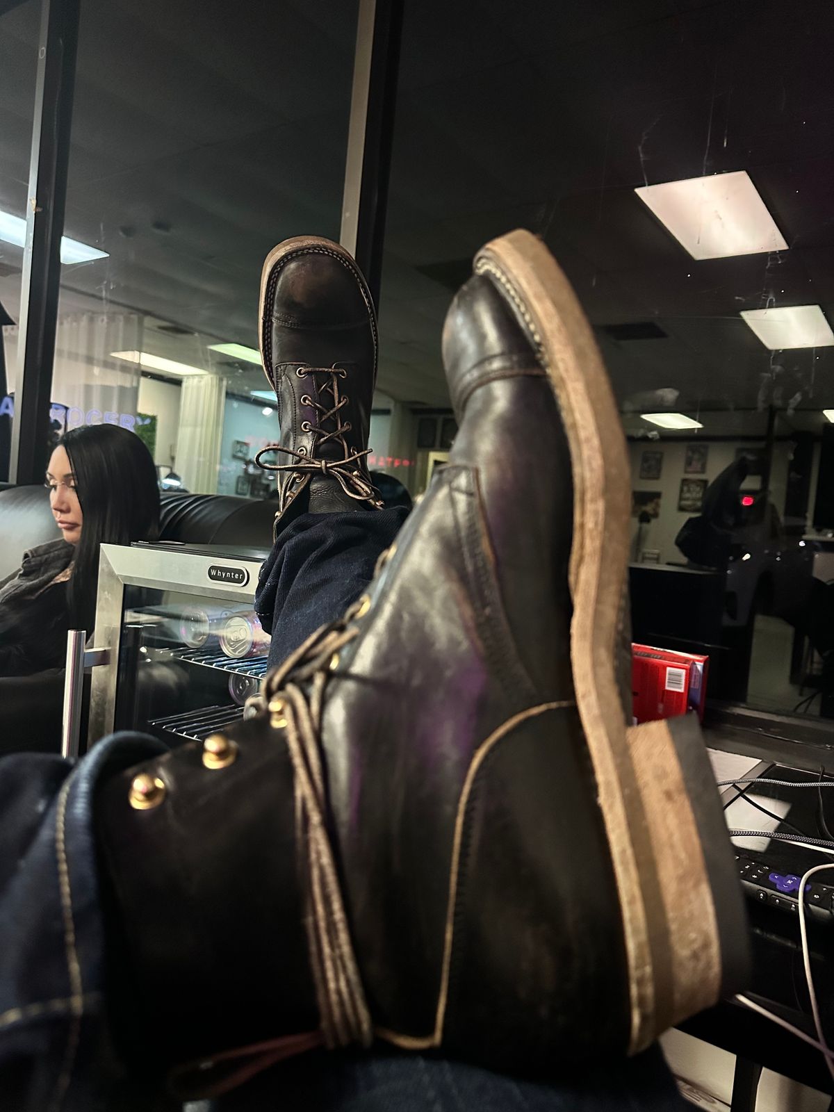 Photo by jaisy207 on December 30, 2023 of the Rolling Dub Trio Roots in Hand Dyed Black Italian Horsebutt.