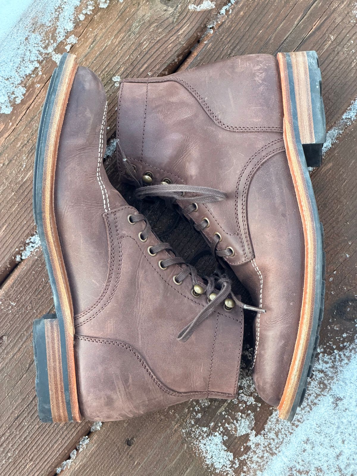 Photo by christianr on December 4, 2025 of the Parkhurst The Niagara in Henna Veg Re-Tan.