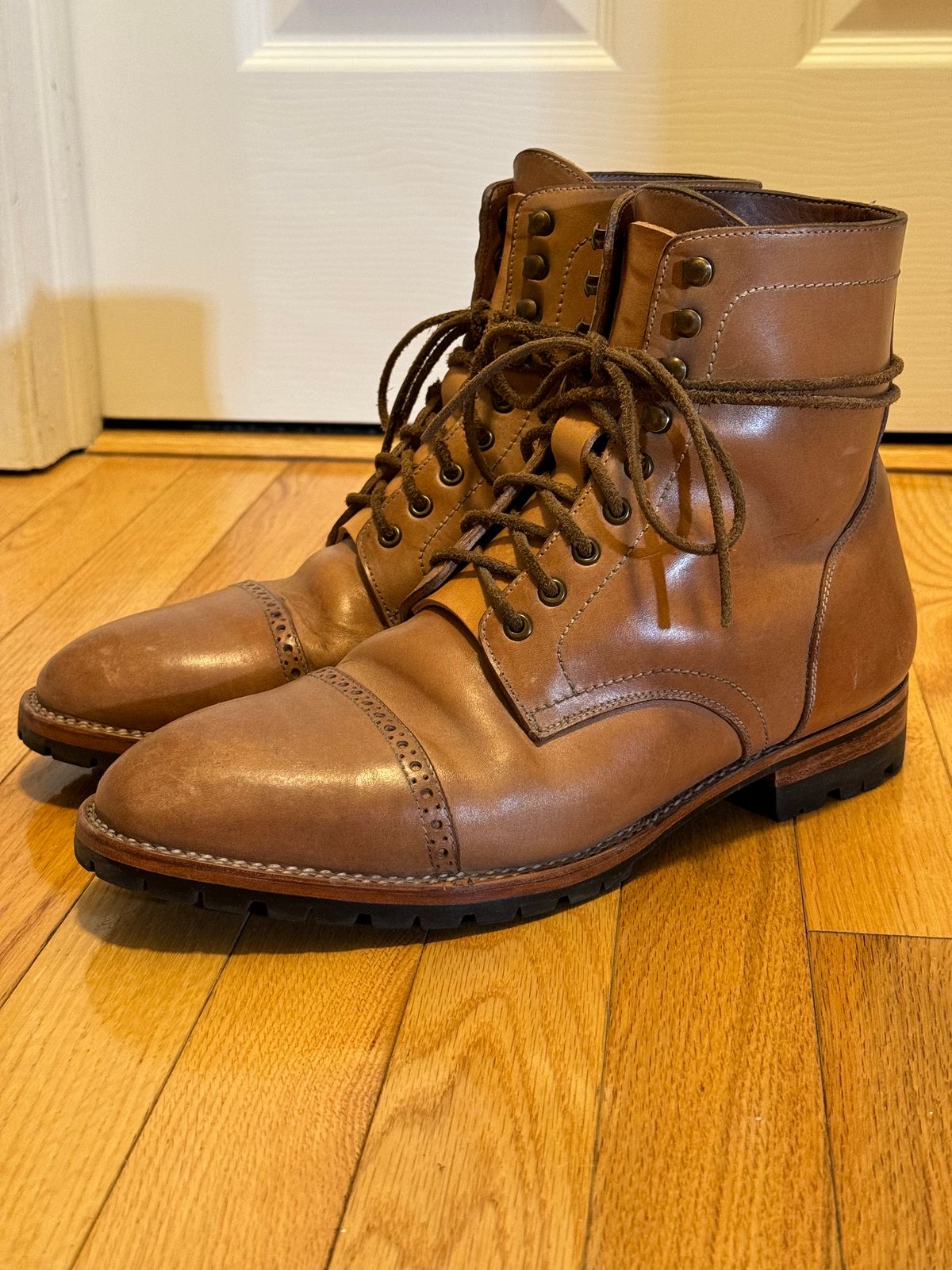 Photo by christianr on January 5, 2024 of the Blkbrd Shoemaker Rudiger Service Boot in Maryam Natural TPR Horsebutt.