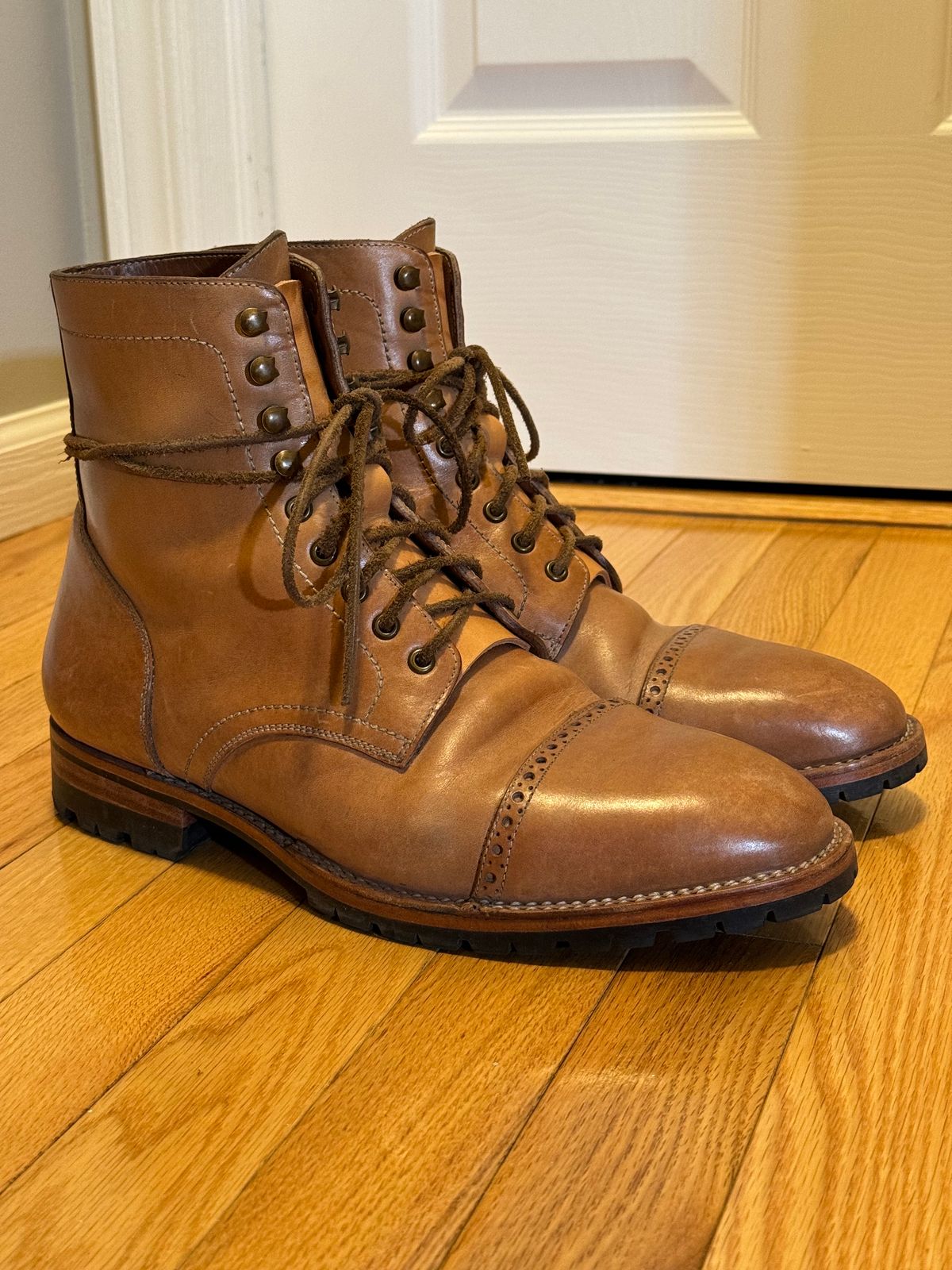 Photo by christianr on January 5, 2024 of the Blkbrd Shoemaker Rudiger Service Boot in Maryam Natural TPR Horsebutt.