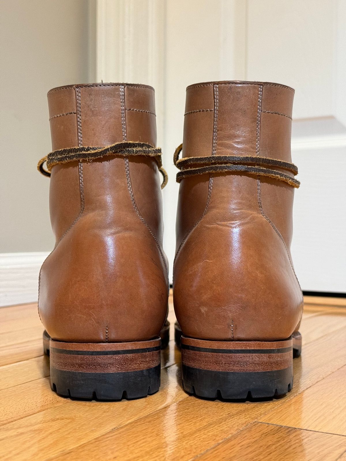 Photo by christianr on February 5, 2024 of the Blkbrd Shoemaker Rudiger Service Boot in Maryam Natural TPR Horsebutt.